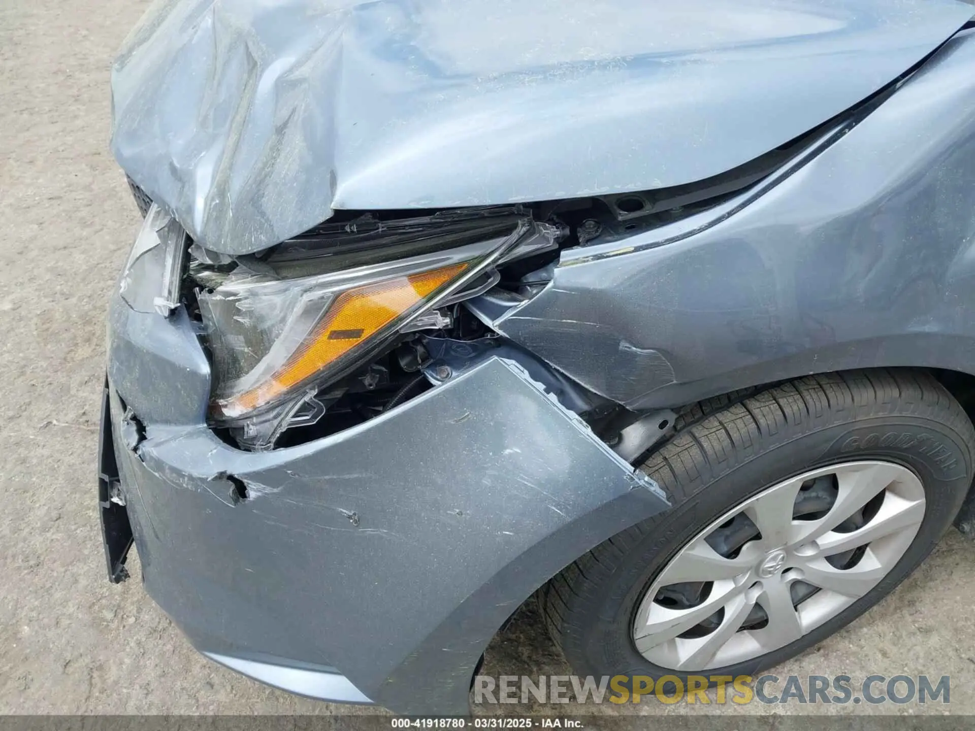 18 Photograph of a damaged car JTDEPRAE0LJ116796 TOYOTA COROLLA 2020