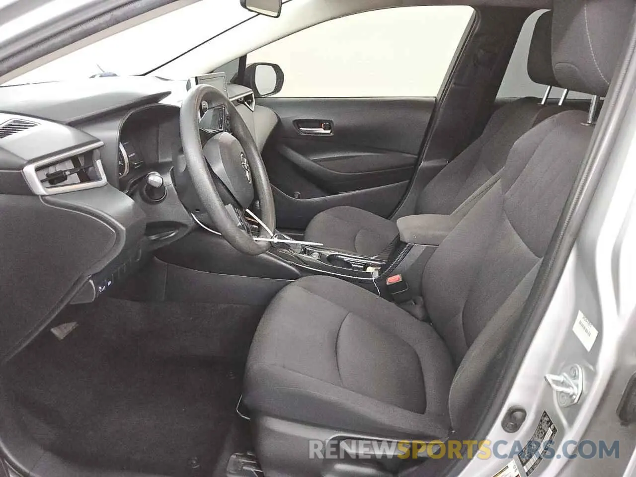 7 Photograph of a damaged car JTDEPRAE1LJ015511 TOYOTA COROLLA 2020