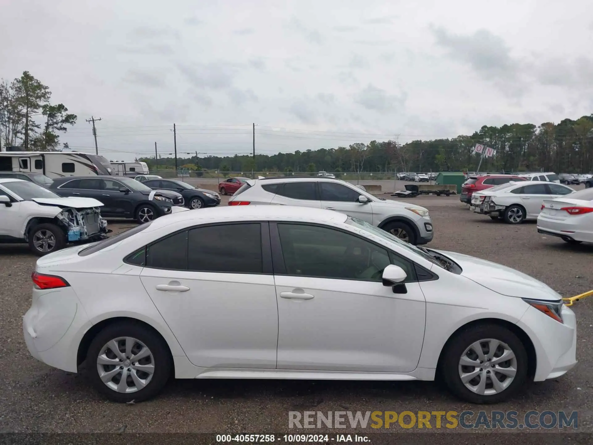 13 Photograph of a damaged car JTDEPRAE1LJ016349 TOYOTA COROLLA 2020