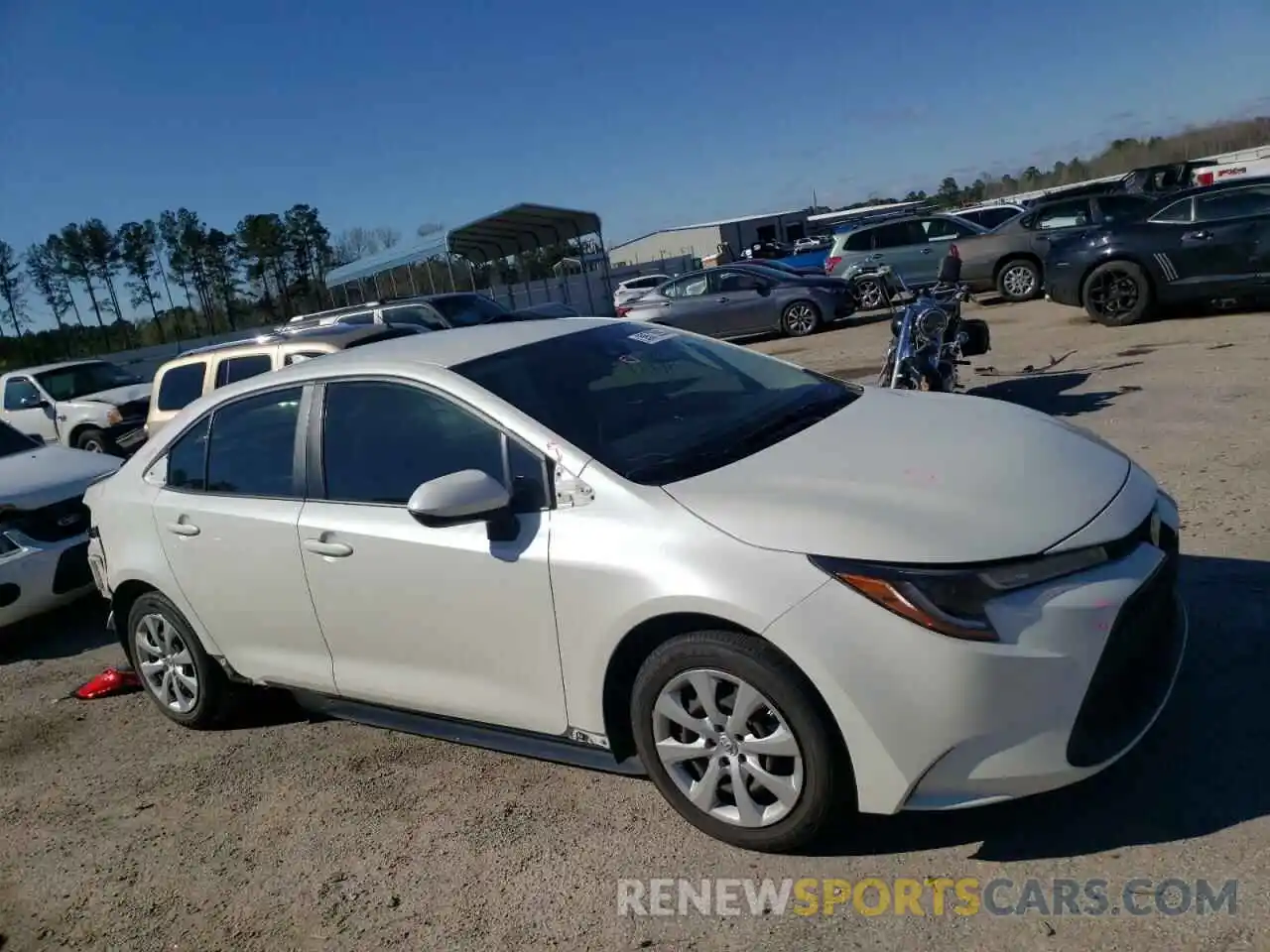 1 Photograph of a damaged car JTDEPRAE1LJ033717 TOYOTA COROLLA 2020