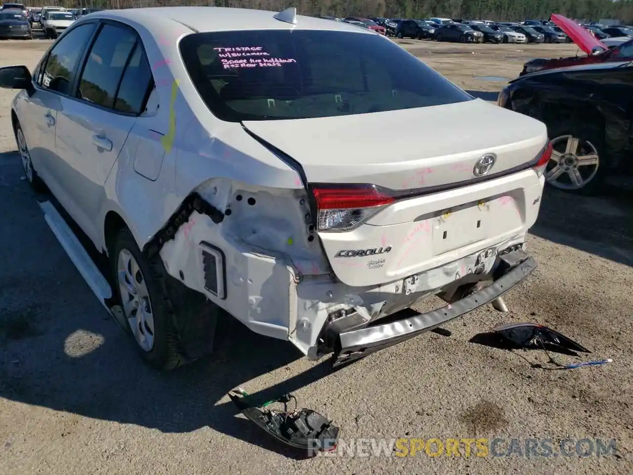 9 Photograph of a damaged car JTDEPRAE1LJ033717 TOYOTA COROLLA 2020