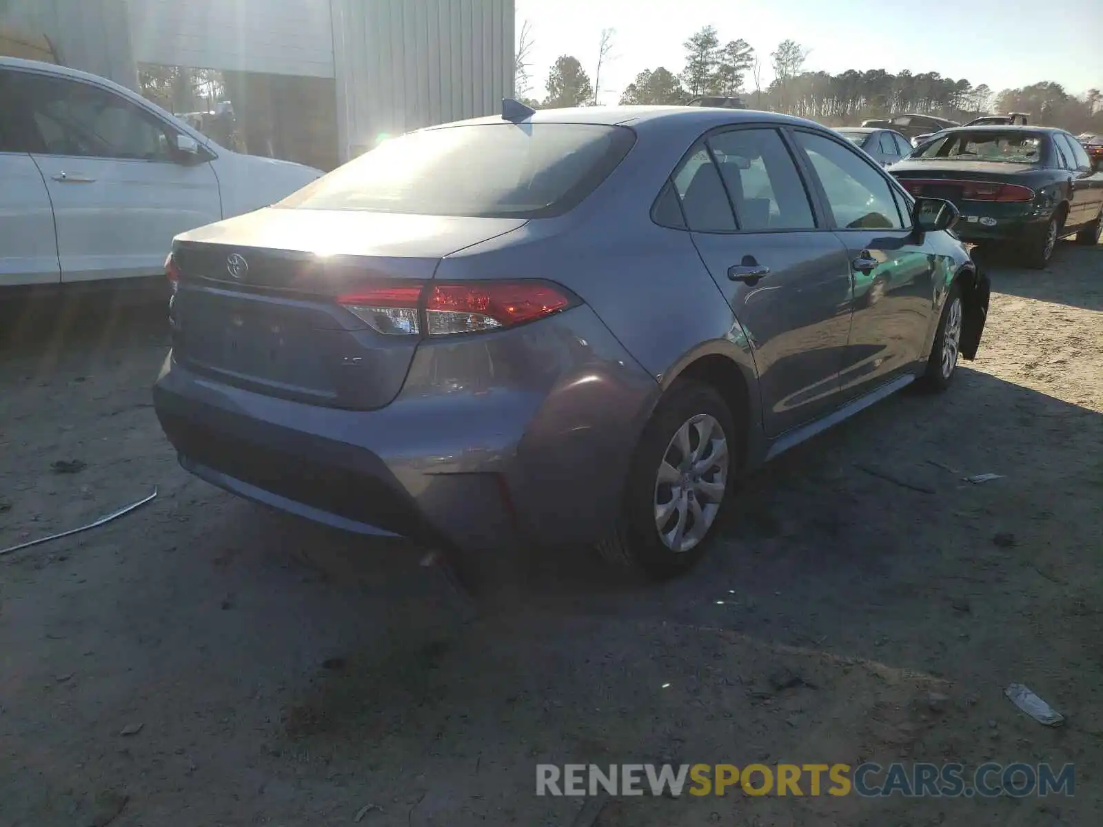 4 Photograph of a damaged car JTDEPRAE1LJ038500 TOYOTA COROLLA 2020