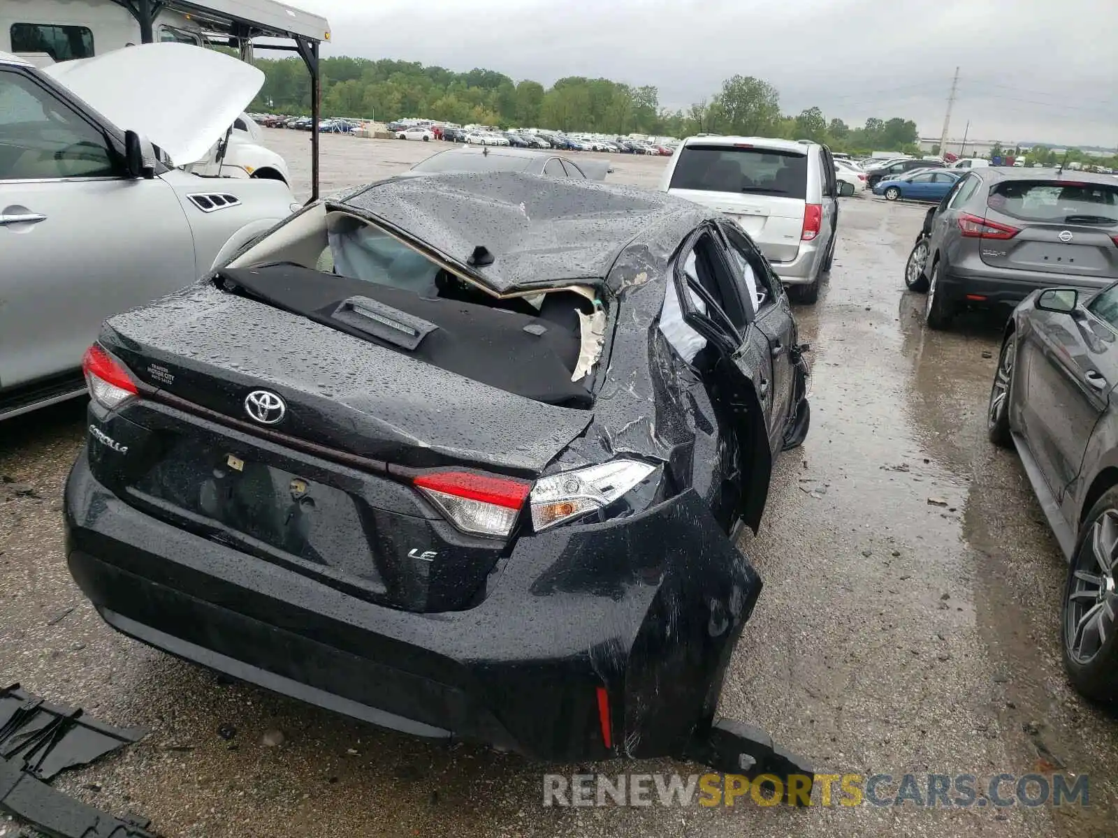 4 Photograph of a damaged car JTDEPRAE1LJ047455 TOYOTA COROLLA 2020