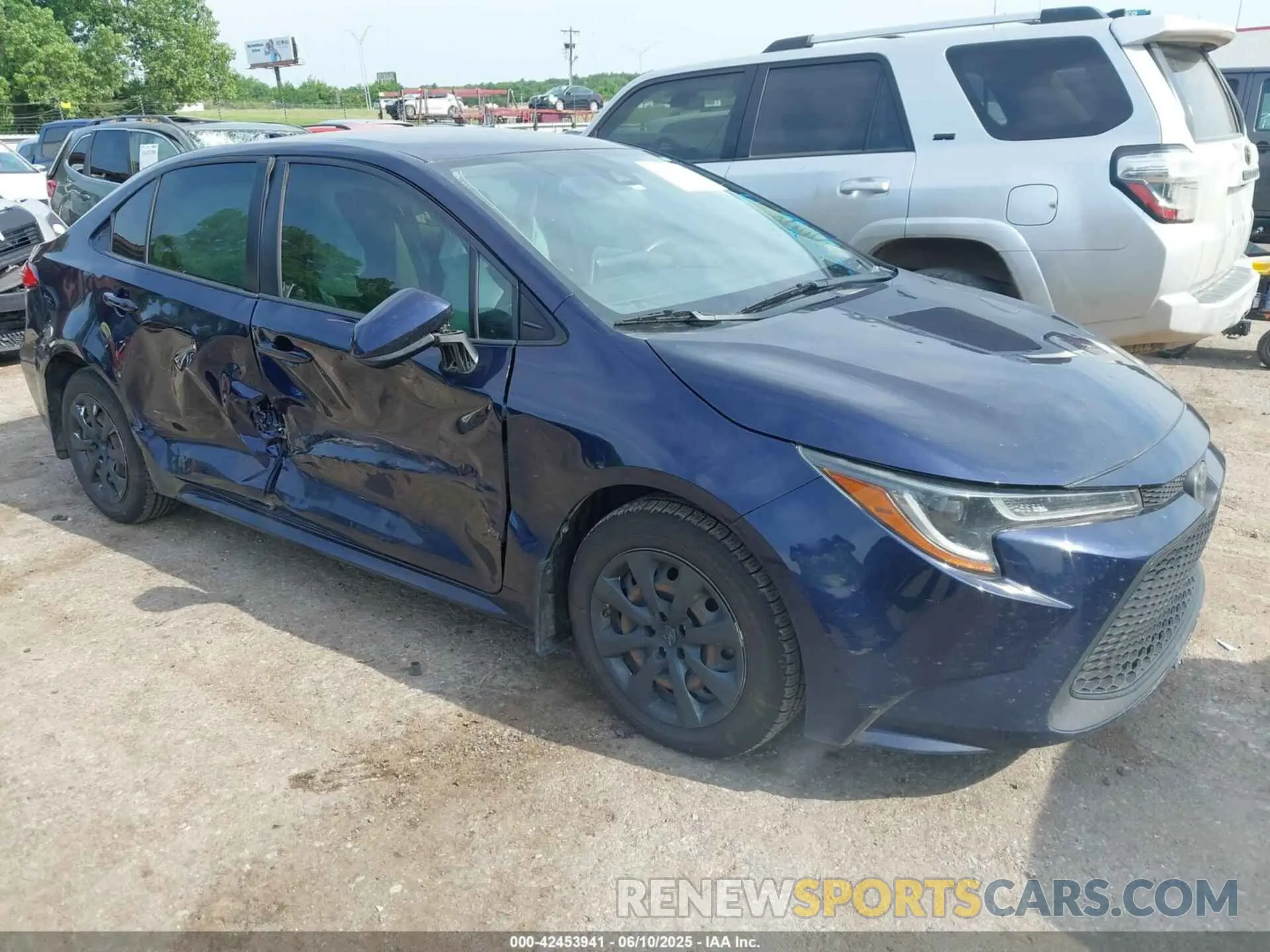 1 Photograph of a damaged car JTDEPRAE1LJ057483 TOYOTA COROLLA 2020