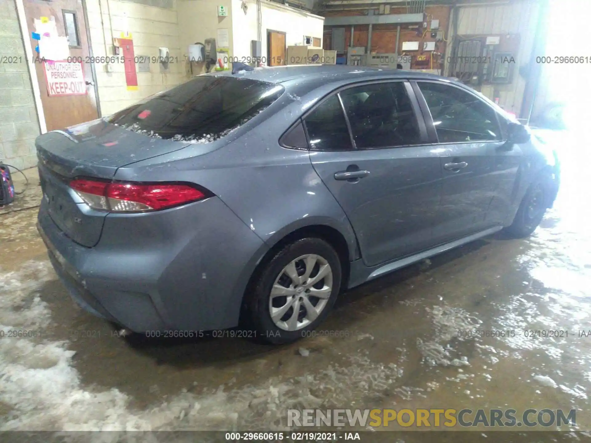 4 Photograph of a damaged car JTDEPRAE1LJ057533 TOYOTA COROLLA 2020