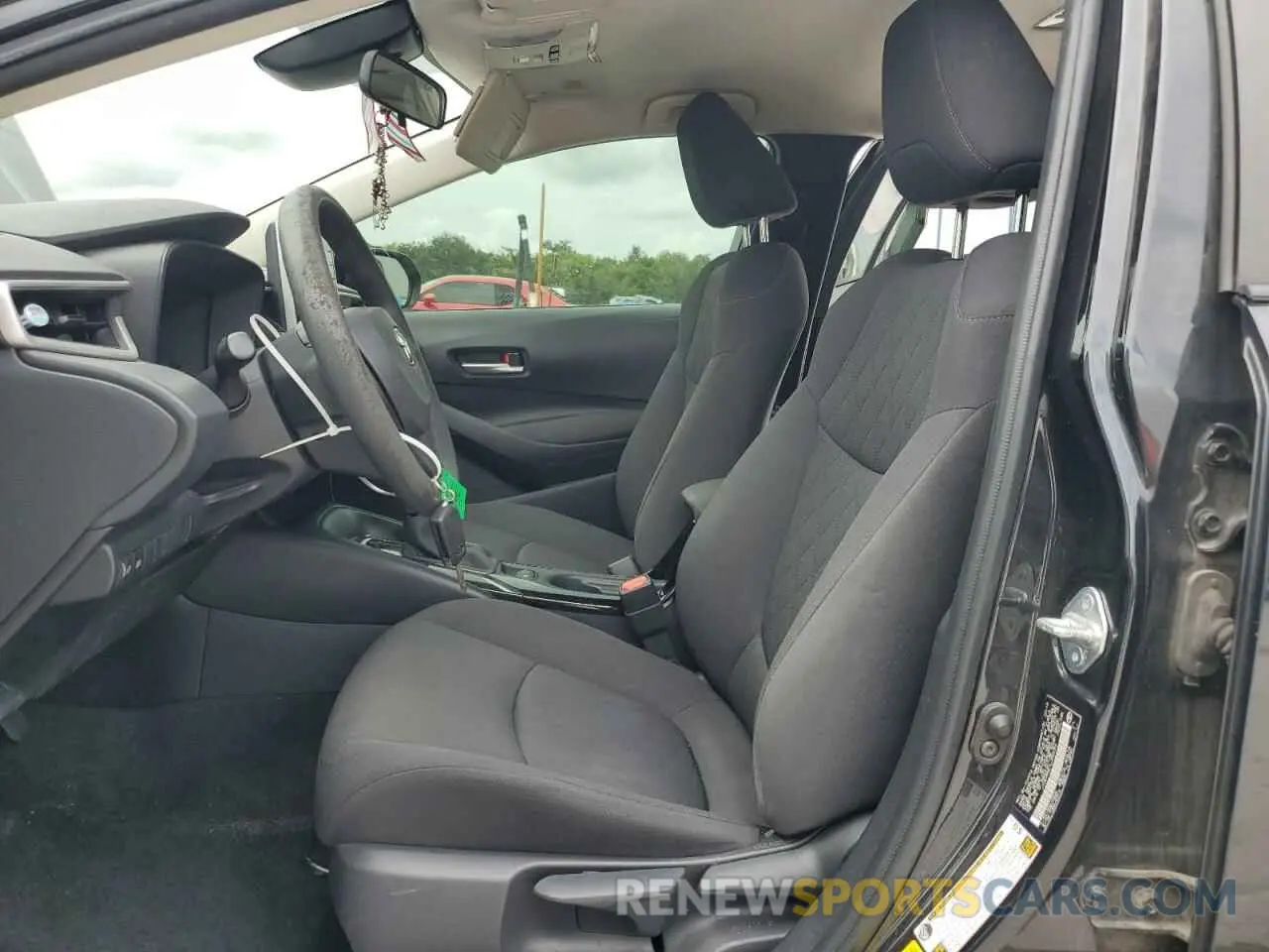 7 Photograph of a damaged car JTDEPRAE1LJ065356 TOYOTA COROLLA 2020