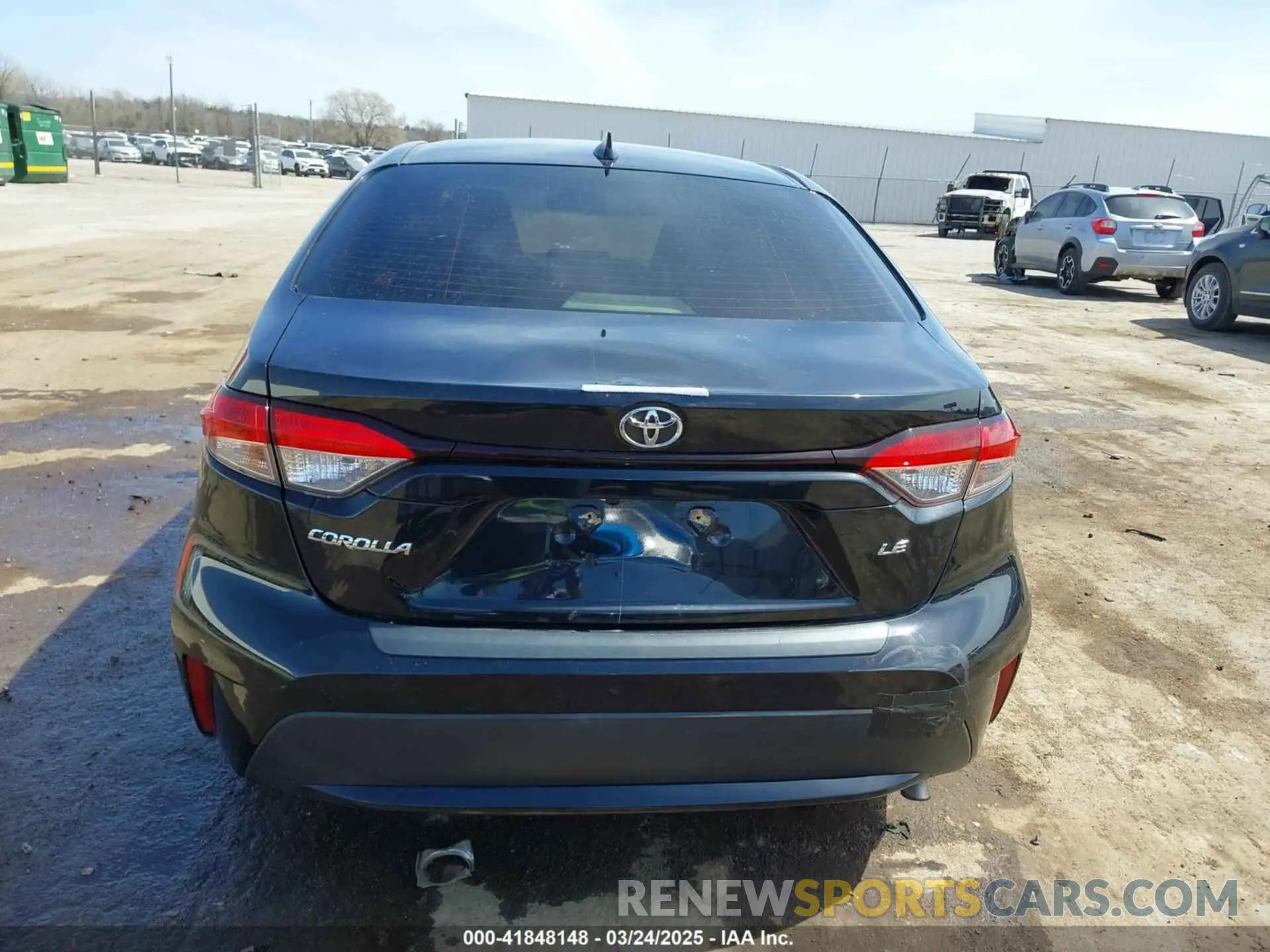 17 Photograph of a damaged car JTDEPRAE1LJ066538 TOYOTA COROLLA 2020