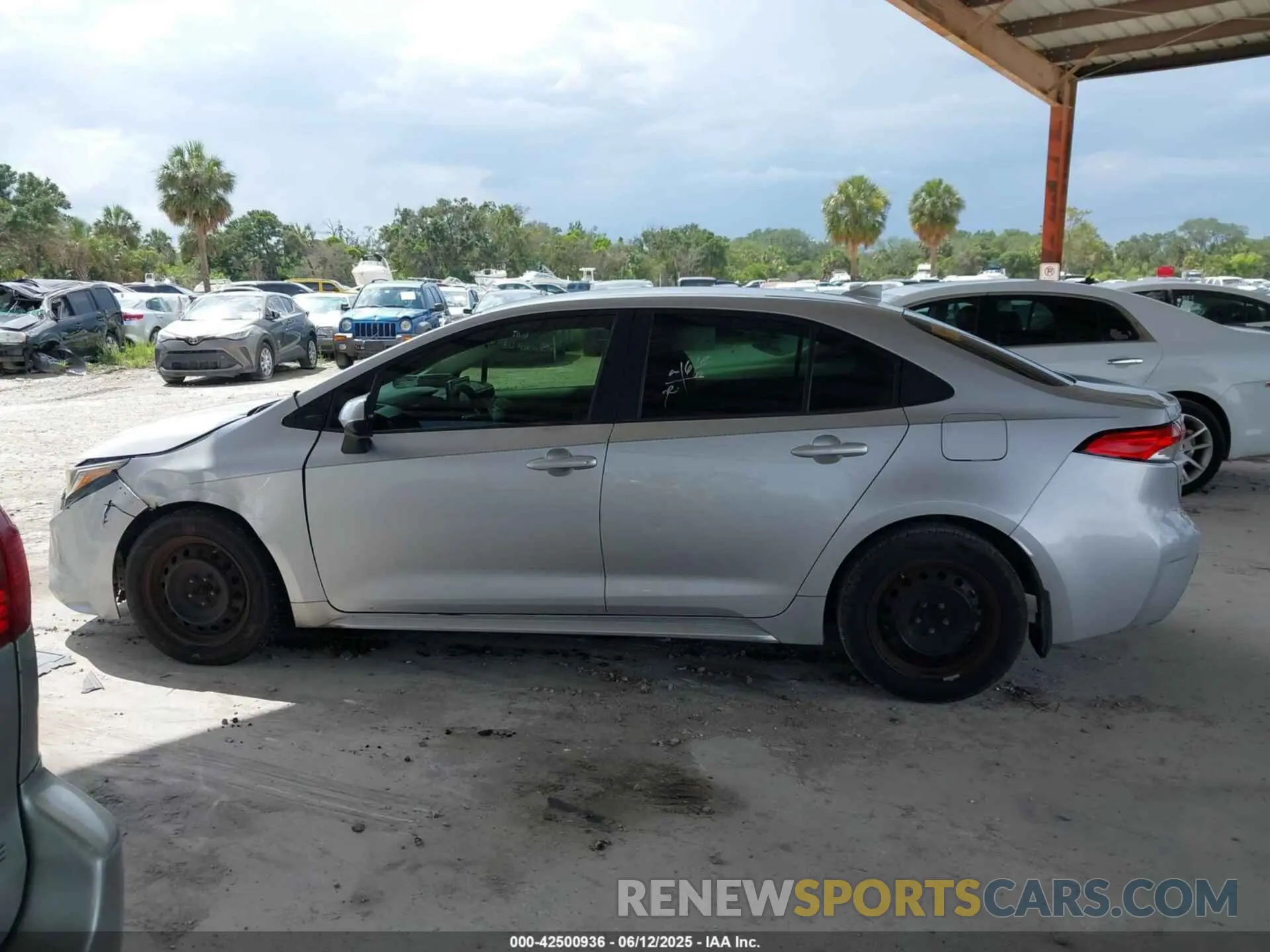 14 Photograph of a damaged car JTDEPRAE1LJ067446 TOYOTA COROLLA 2020