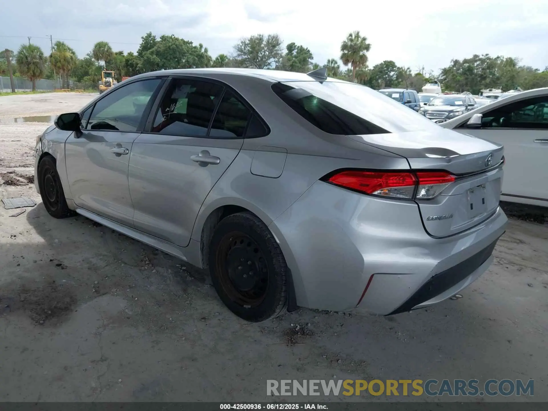 3 Photograph of a damaged car JTDEPRAE1LJ067446 TOYOTA COROLLA 2020