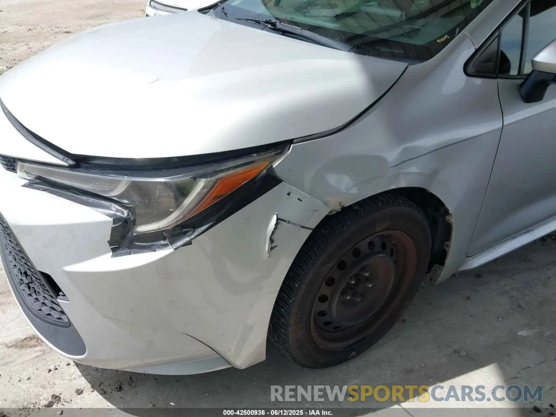 6 Photograph of a damaged car JTDEPRAE1LJ067446 TOYOTA COROLLA 2020