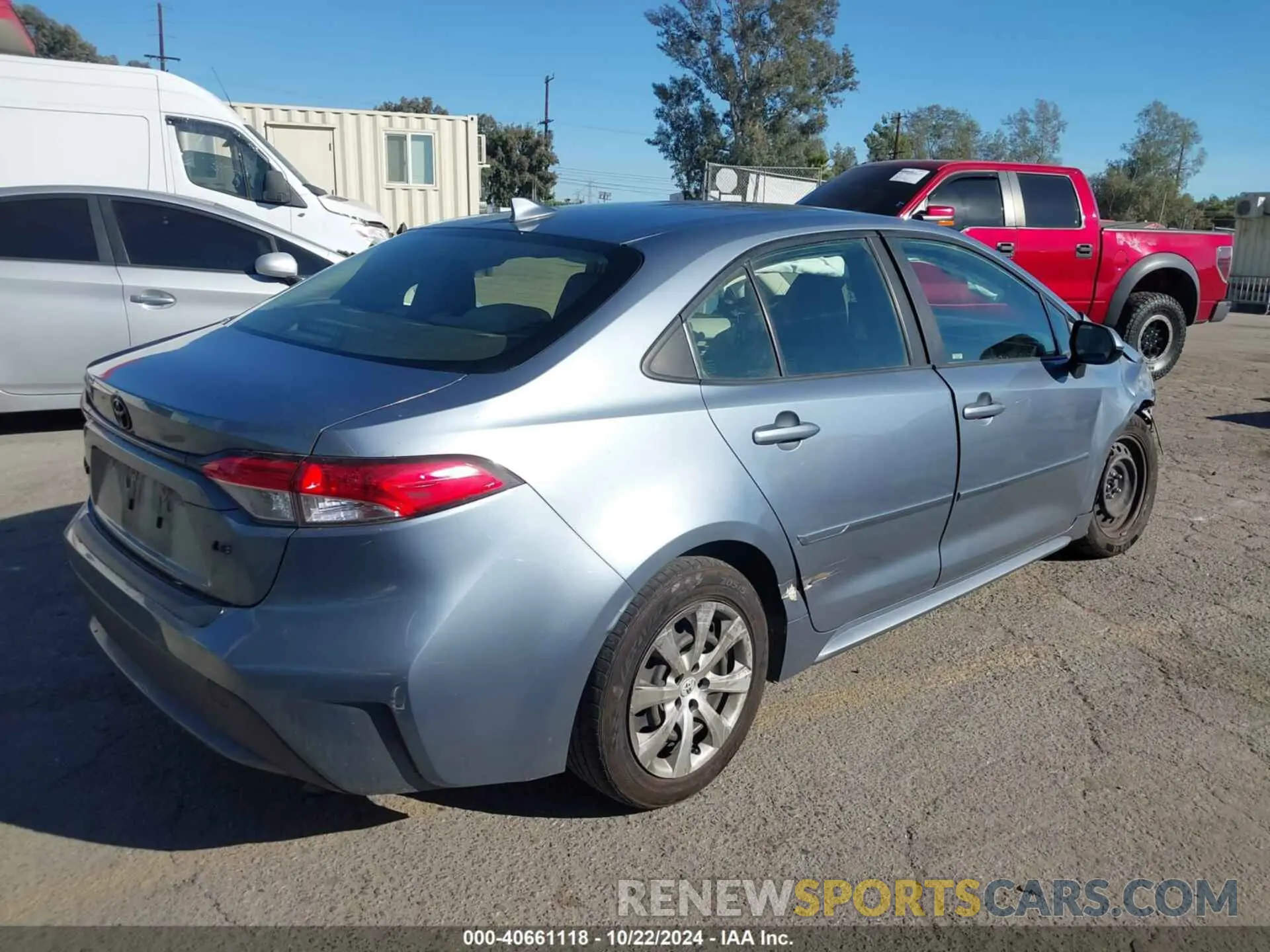 4 Photograph of a damaged car JTDEPRAE1LJ069522 TOYOTA COROLLA 2020