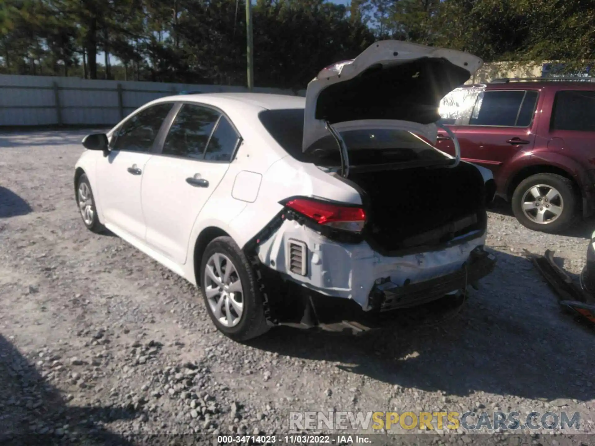 3 Photograph of a damaged car JTDEPRAE1LJ070251 TOYOTA COROLLA 2020