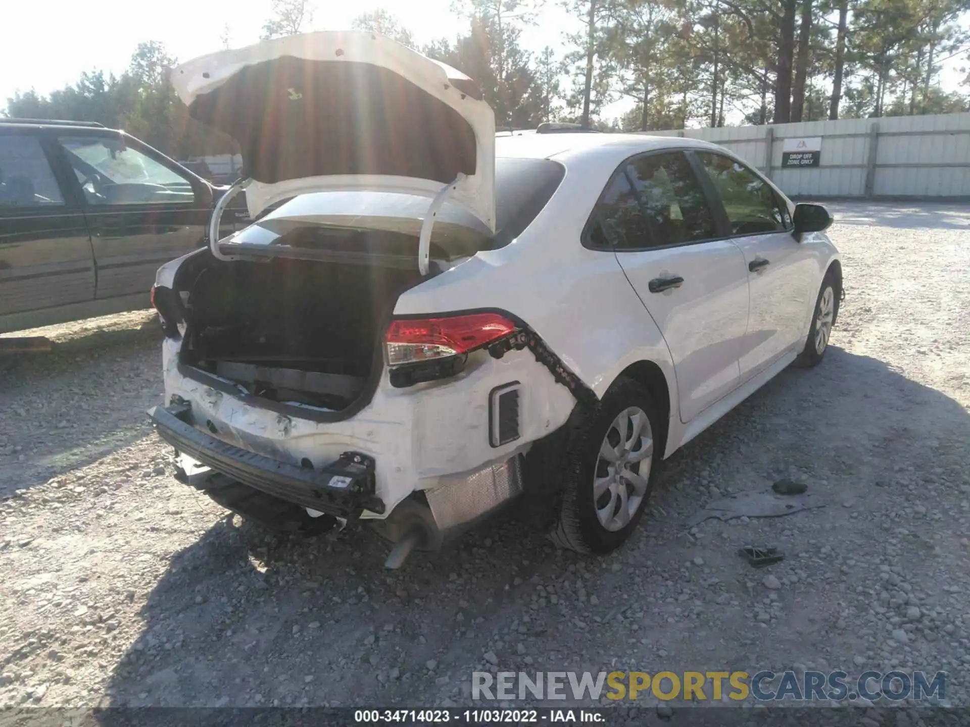 4 Photograph of a damaged car JTDEPRAE1LJ070251 TOYOTA COROLLA 2020