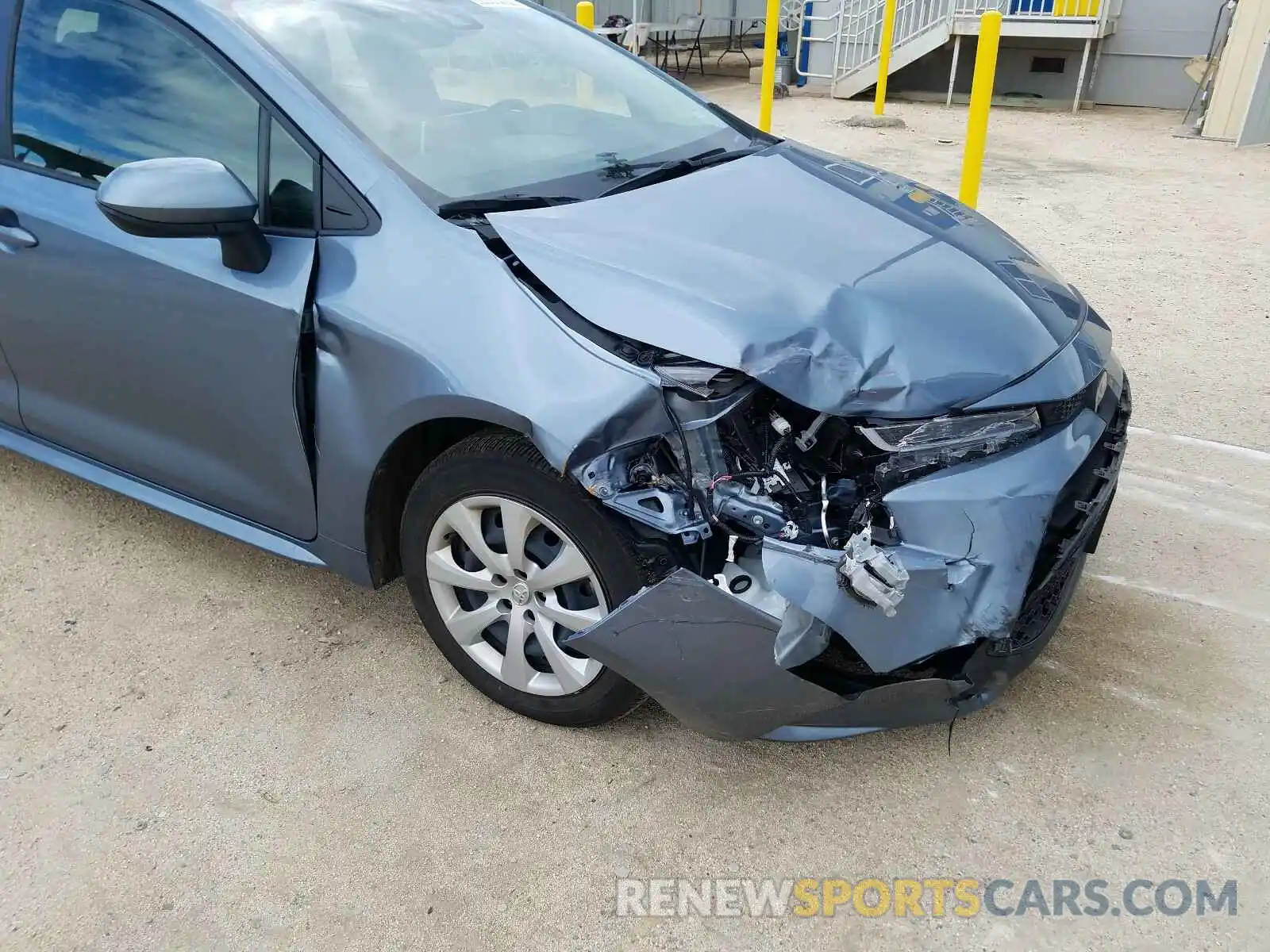 9 Photograph of a damaged car JTDEPRAE1LJ078446 TOYOTA COROLLA 2020