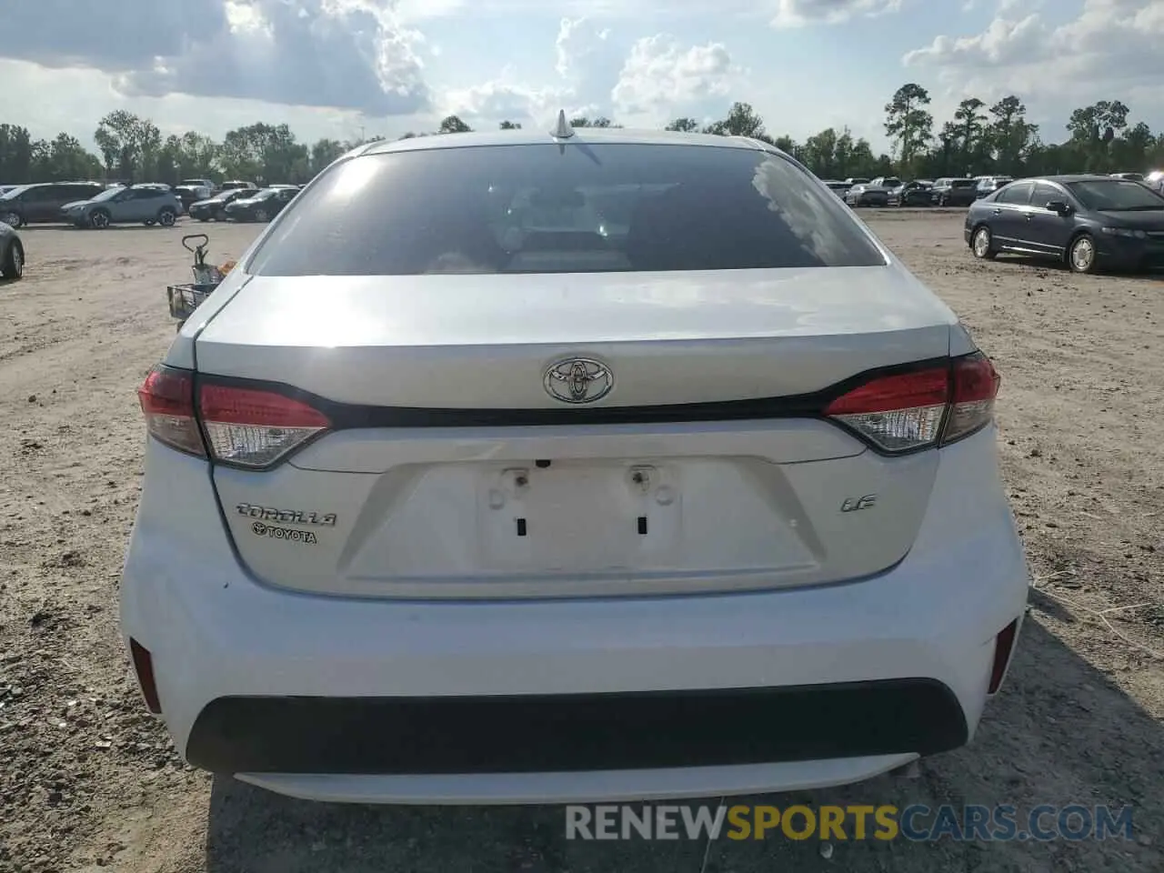 6 Photograph of a damaged car JTDEPRAE1LJ084926 TOYOTA COROLLA 2020