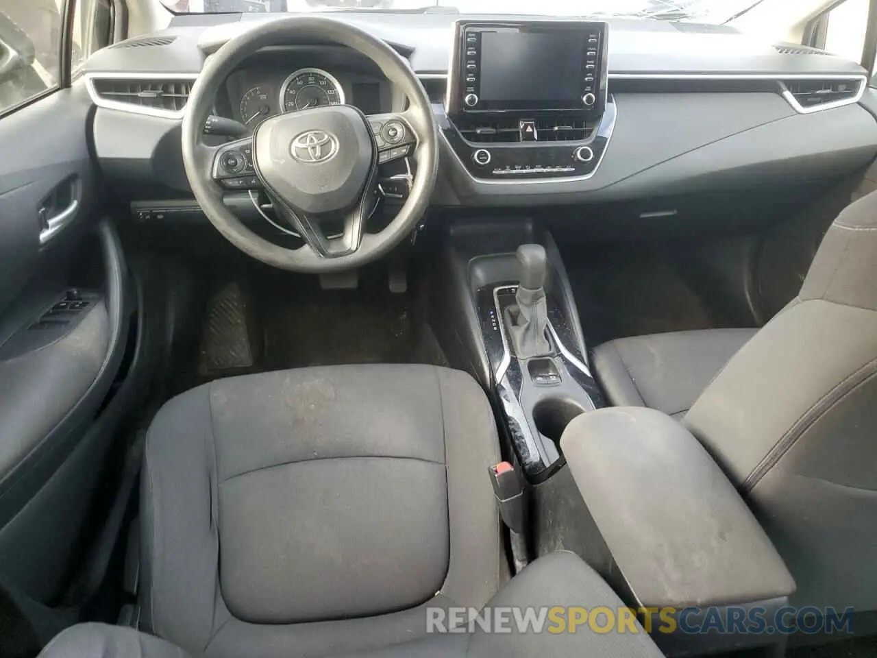 8 Photograph of a damaged car JTDEPRAE1LJ086689 TOYOTA COROLLA 2020