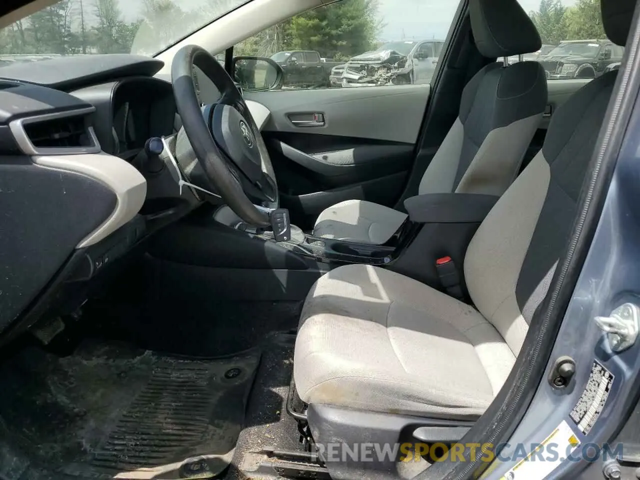 7 Photograph of a damaged car JTDEPRAE1LJ091620 TOYOTA COROLLA 2020