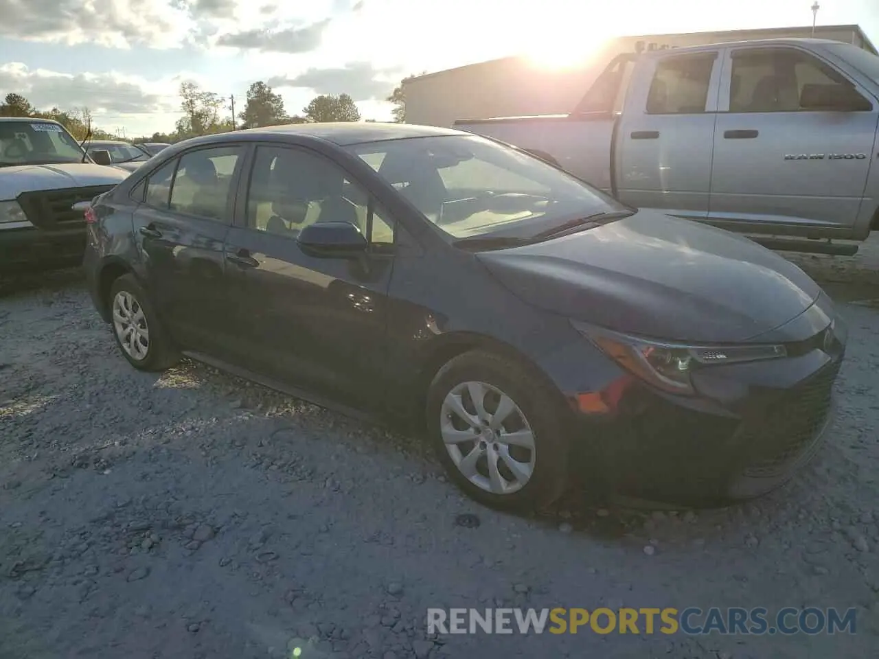 4 Photograph of a damaged car JTDEPRAE1LJ102082 TOYOTA COROLLA 2020