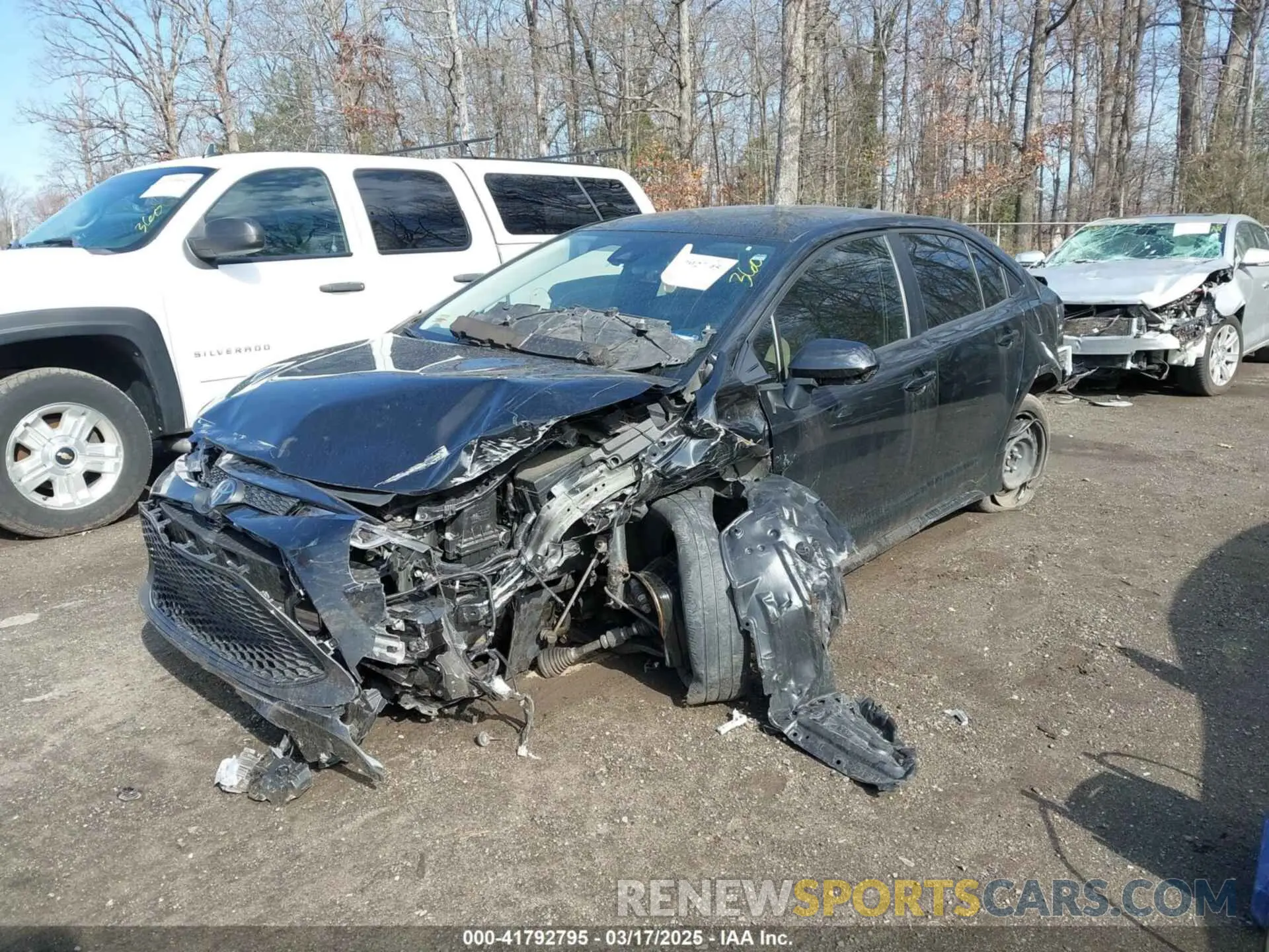 2 Photograph of a damaged car JTDEPRAE1LJ105449 TOYOTA COROLLA 2020
