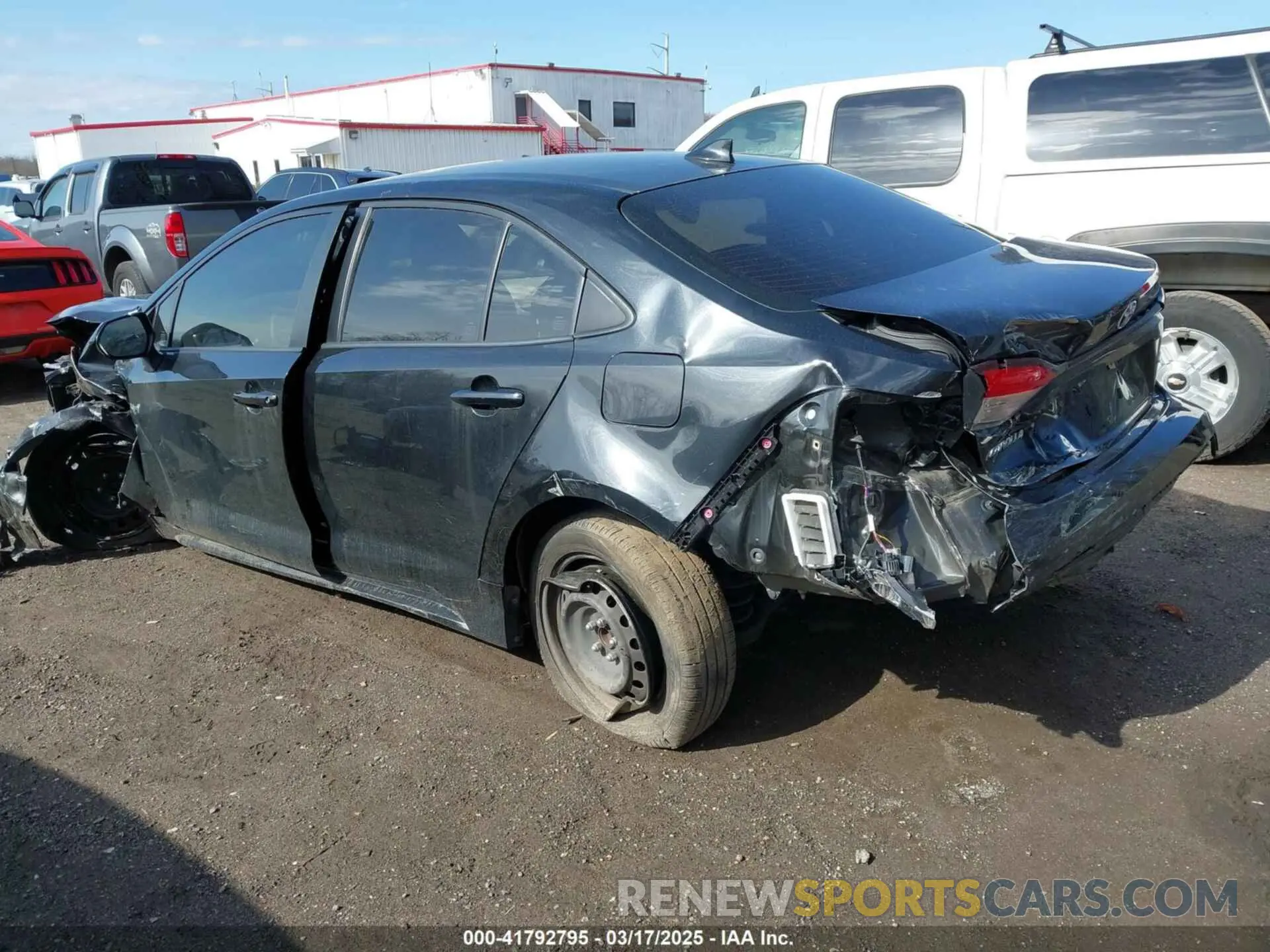 3 Photograph of a damaged car JTDEPRAE1LJ105449 TOYOTA COROLLA 2020