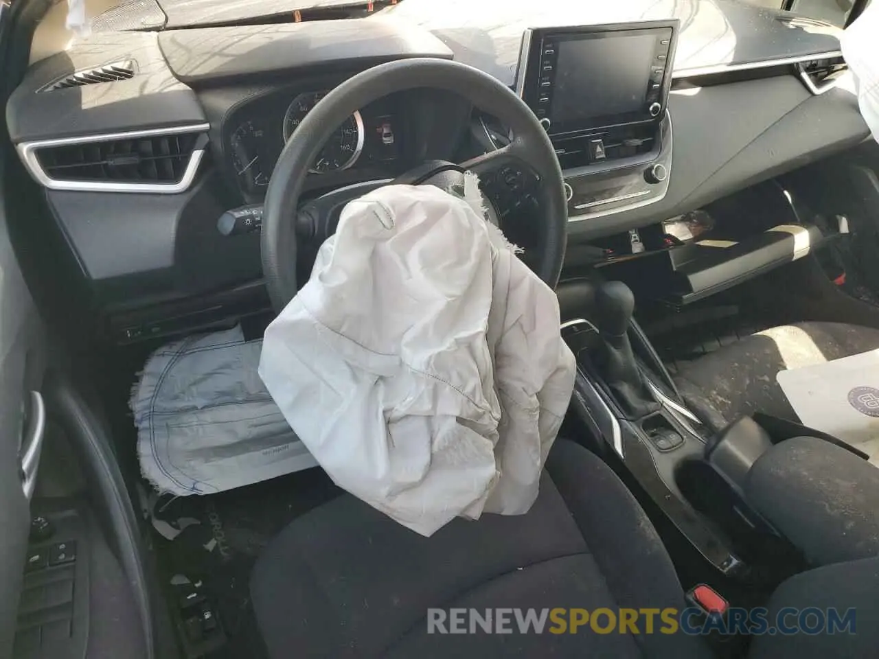 8 Photograph of a damaged car JTDEPRAE1LJ107069 TOYOTA COROLLA 2020