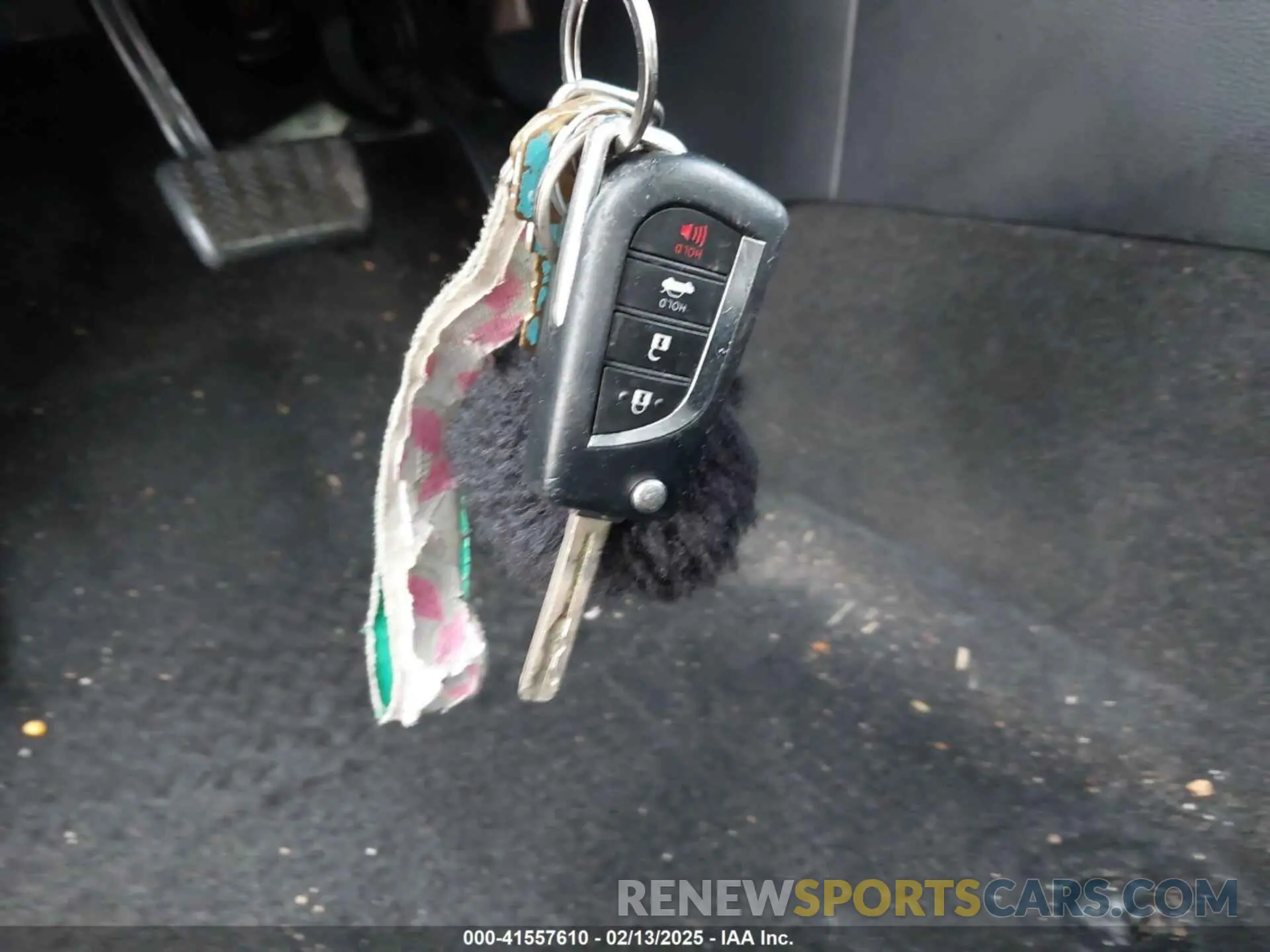 11 Photograph of a damaged car JTDEPRAE1LJ116791 TOYOTA COROLLA 2020