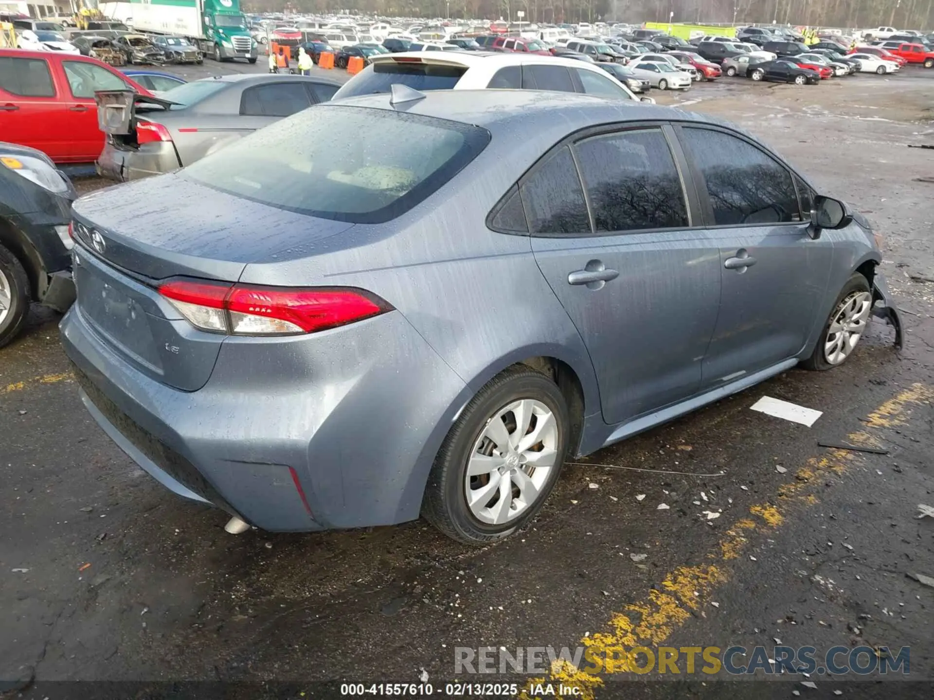 4 Photograph of a damaged car JTDEPRAE1LJ116791 TOYOTA COROLLA 2020