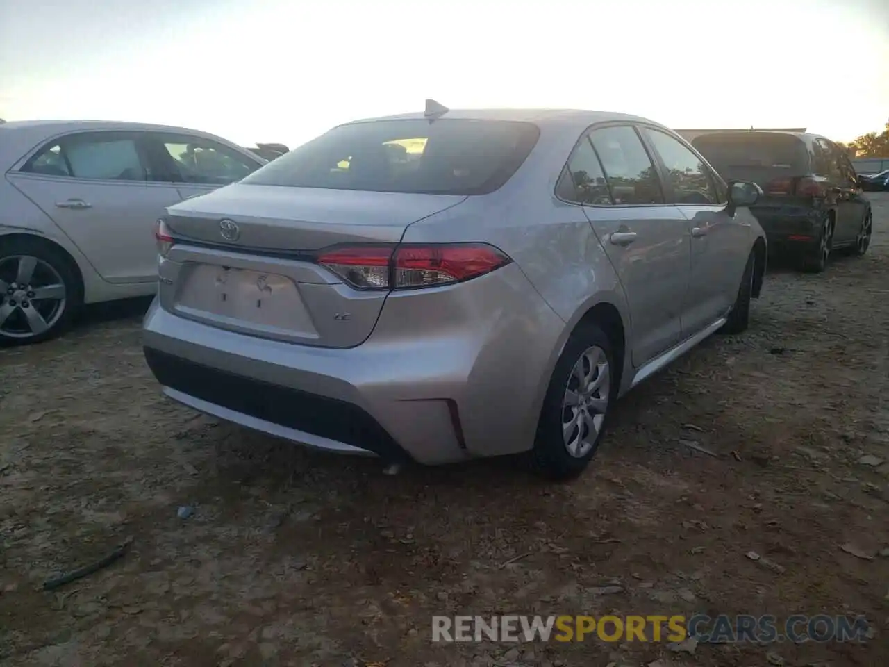 4 Photograph of a damaged car JTDEPRAE2LJ019423 TOYOTA COROLLA 2020