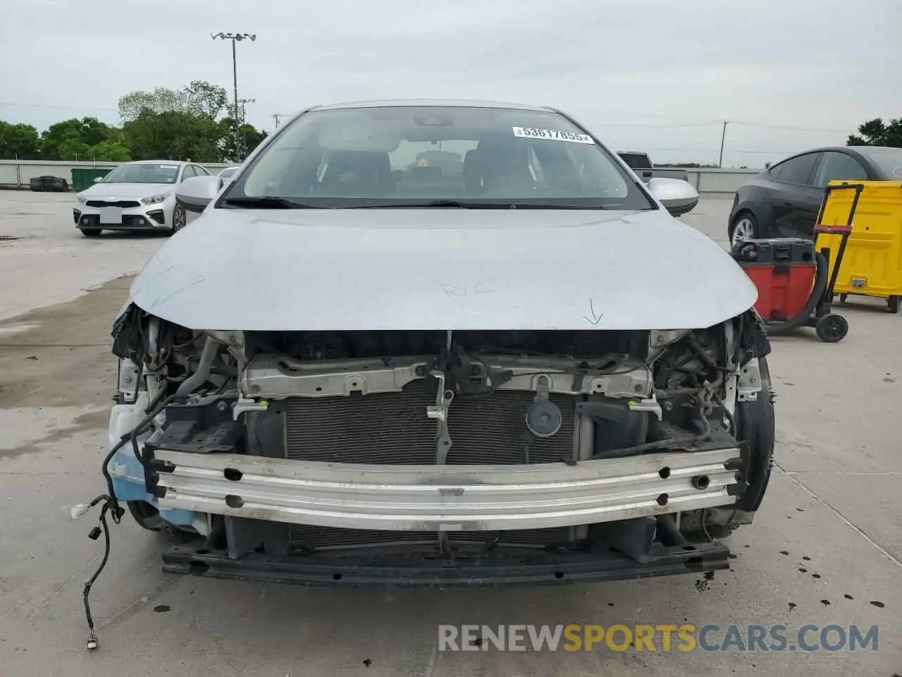 5 Photograph of a damaged car JTDEPRAE2LJ026744 TOYOTA COROLLA 2020