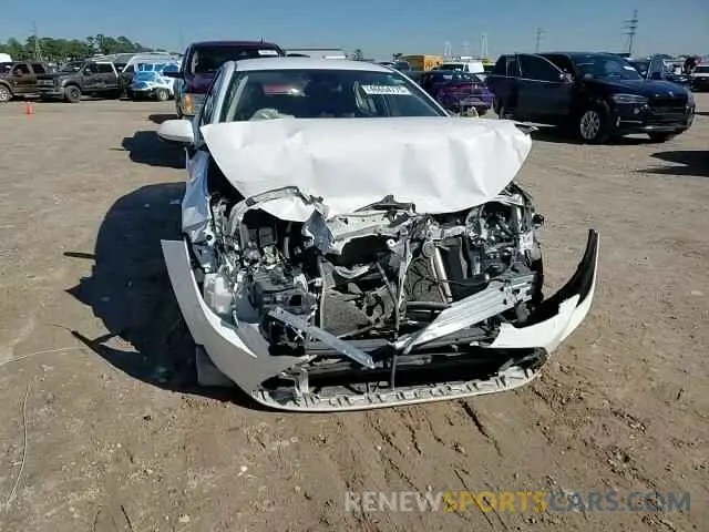 11 Photograph of a damaged car JTDEPRAE2LJ043415 TOYOTA COROLLA 2020