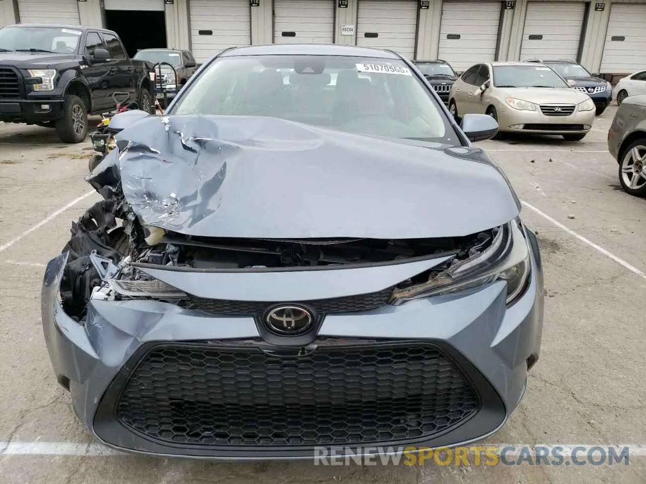 5 Photograph of a damaged car JTDEPRAE2LJ049778 TOYOTA COROLLA 2020