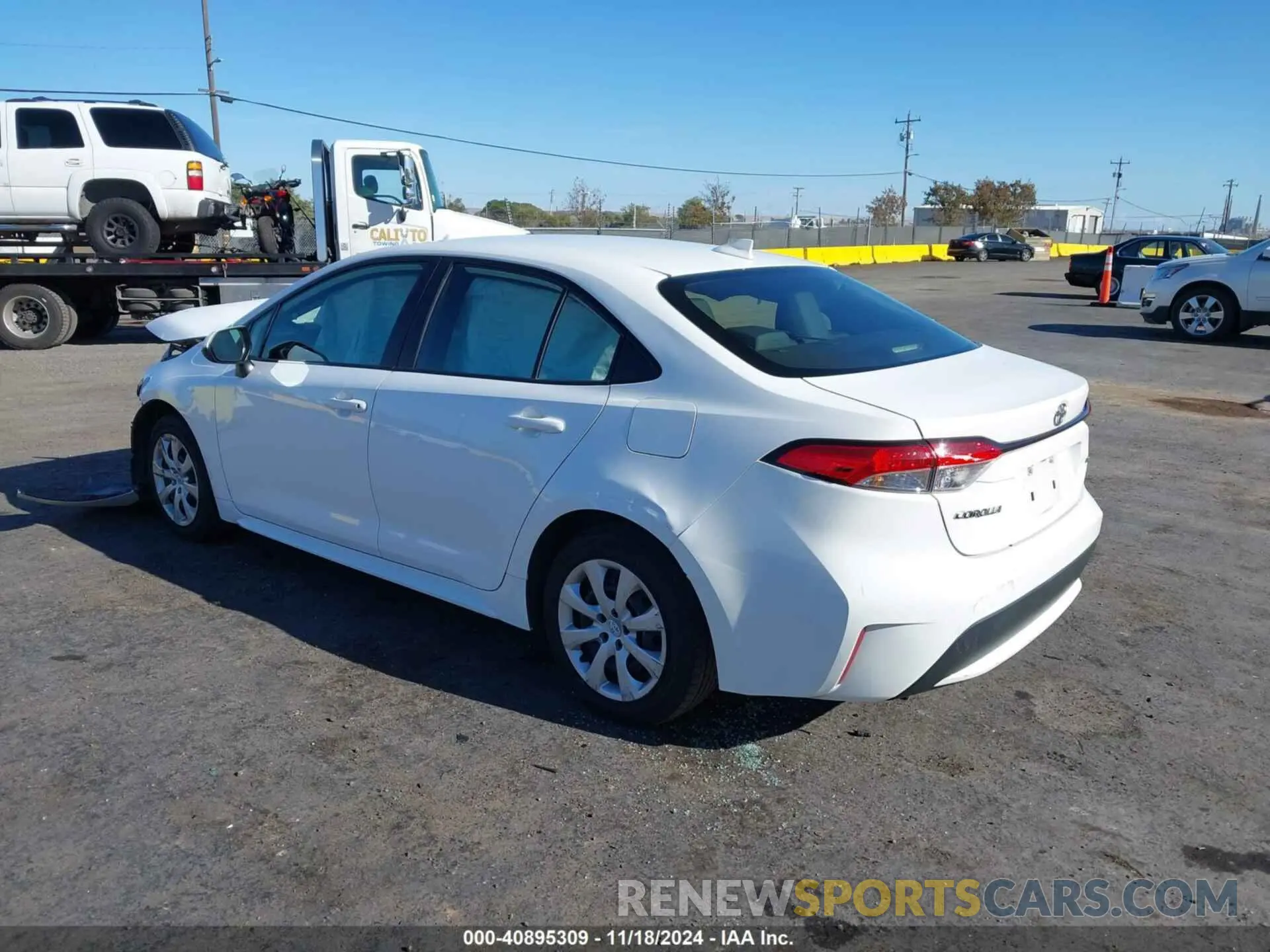 3 Photograph of a damaged car JTDEPRAE2LJ052776 TOYOTA COROLLA 2020