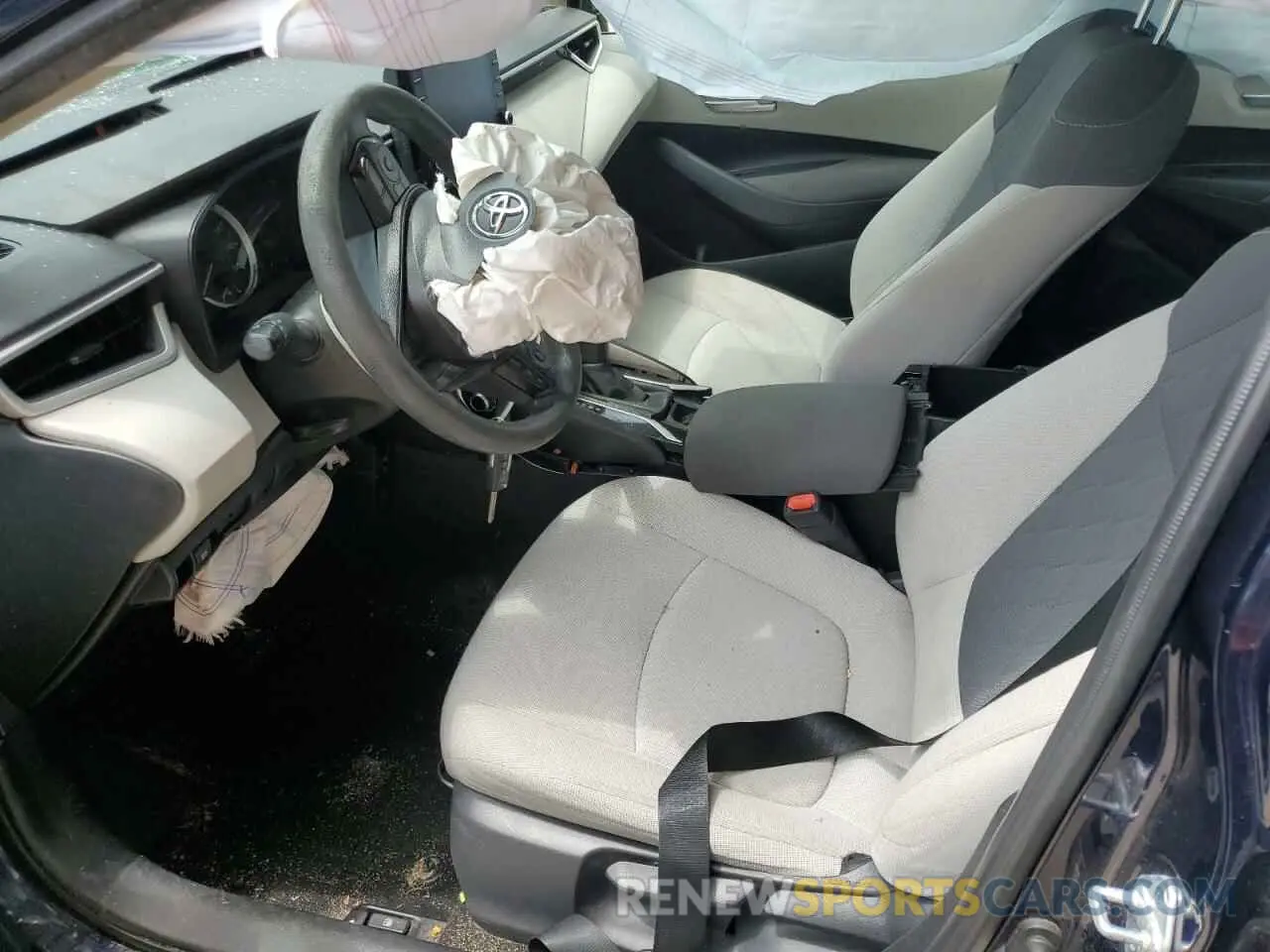7 Photograph of a damaged car JTDEPRAE2LJ061137 TOYOTA COROLLA 2020