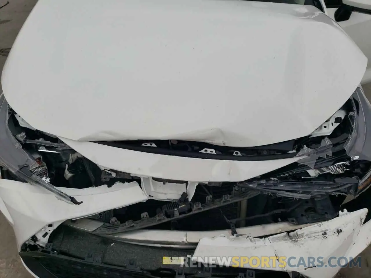 11 Photograph of a damaged car JTDEPRAE2LJ070050 TOYOTA COROLLA 2020