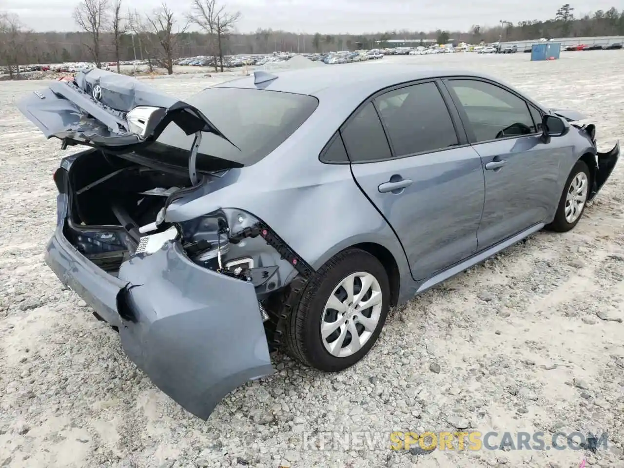 4 Photograph of a damaged car JTDEPRAE2LJ071991 TOYOTA COROLLA 2020