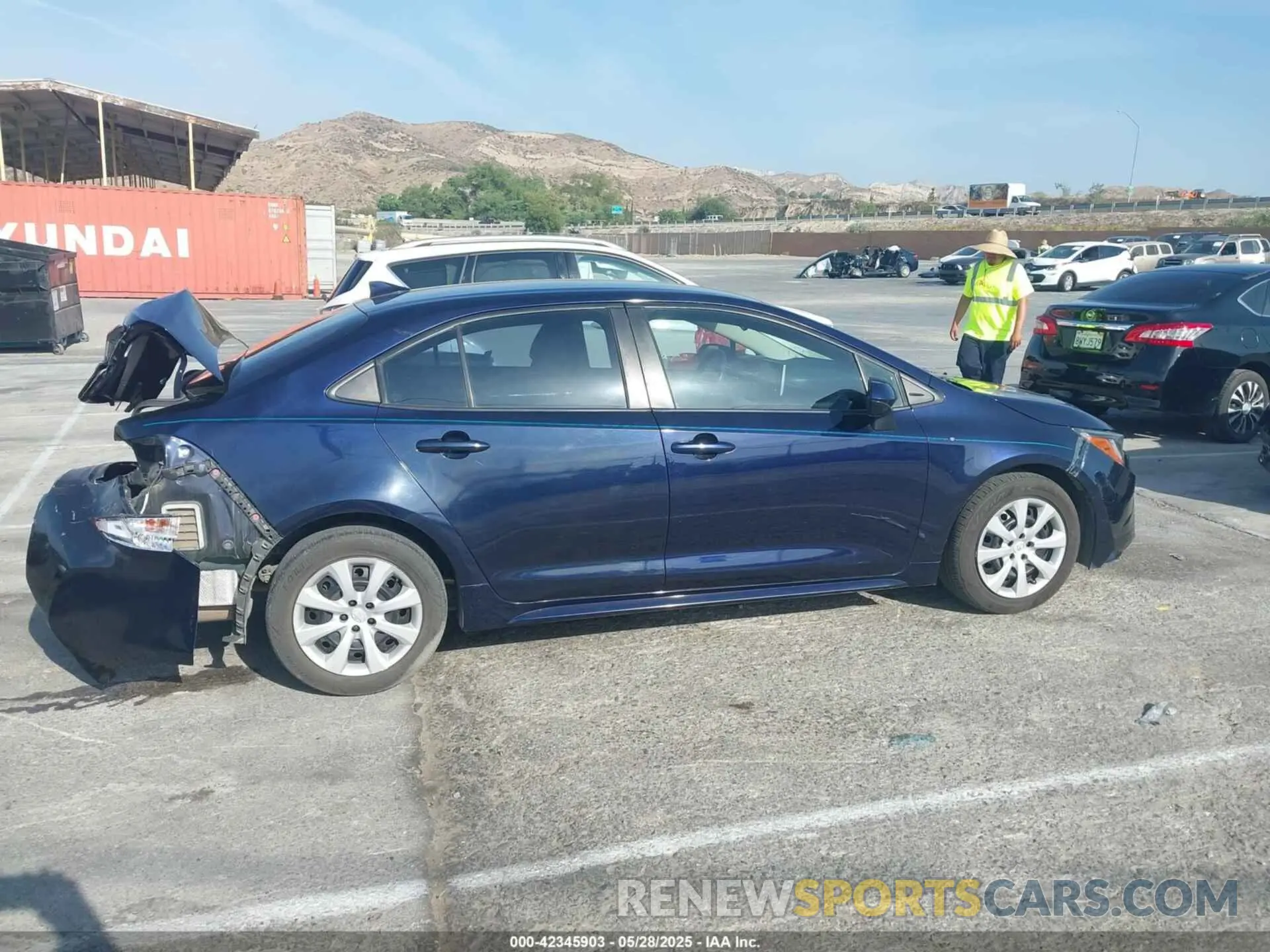 13 Photograph of a damaged car JTDEPRAE2LJ075555 TOYOTA COROLLA 2020
