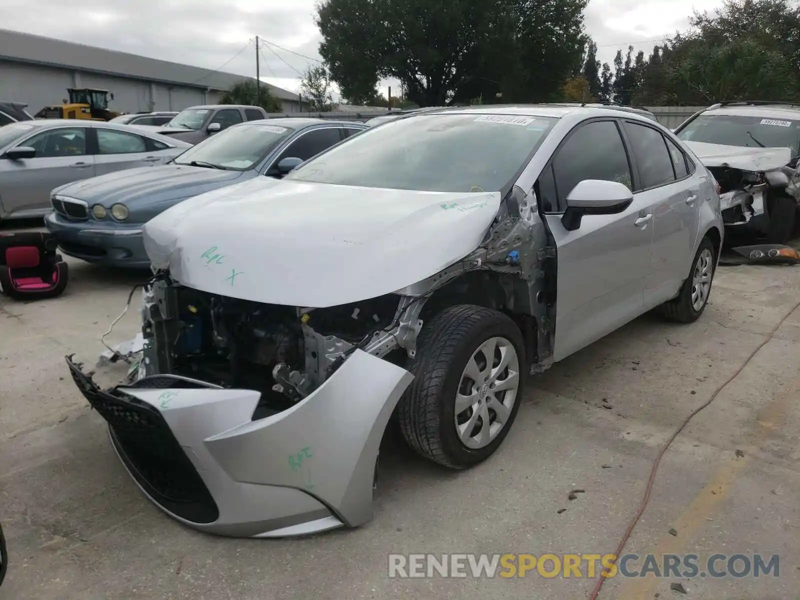 2 Photograph of a damaged car JTDEPRAE2LJ077306 TOYOTA COROLLA 2020