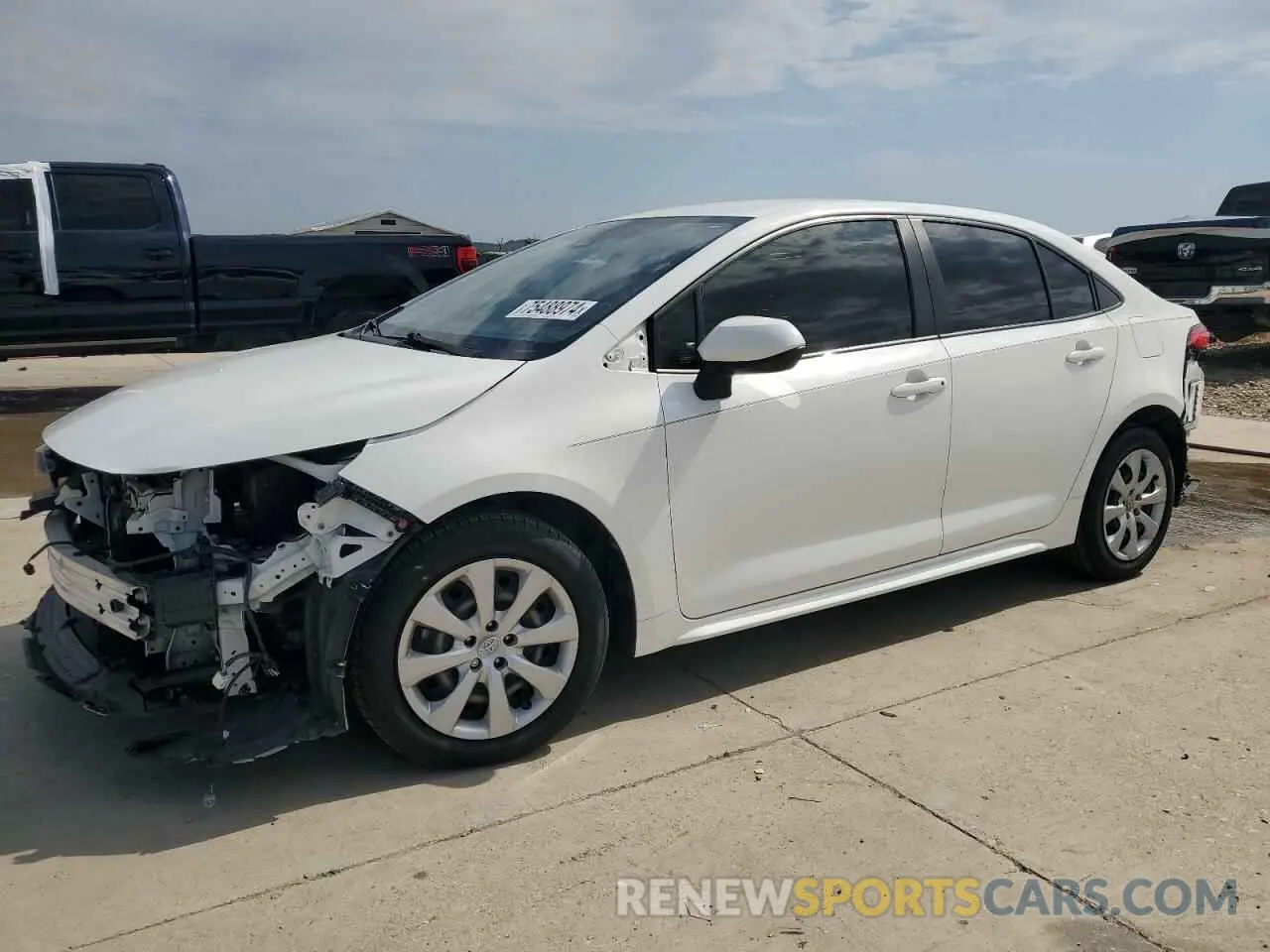 1 Photograph of a damaged car JTDEPRAE2LJ078715 TOYOTA COROLLA 2020