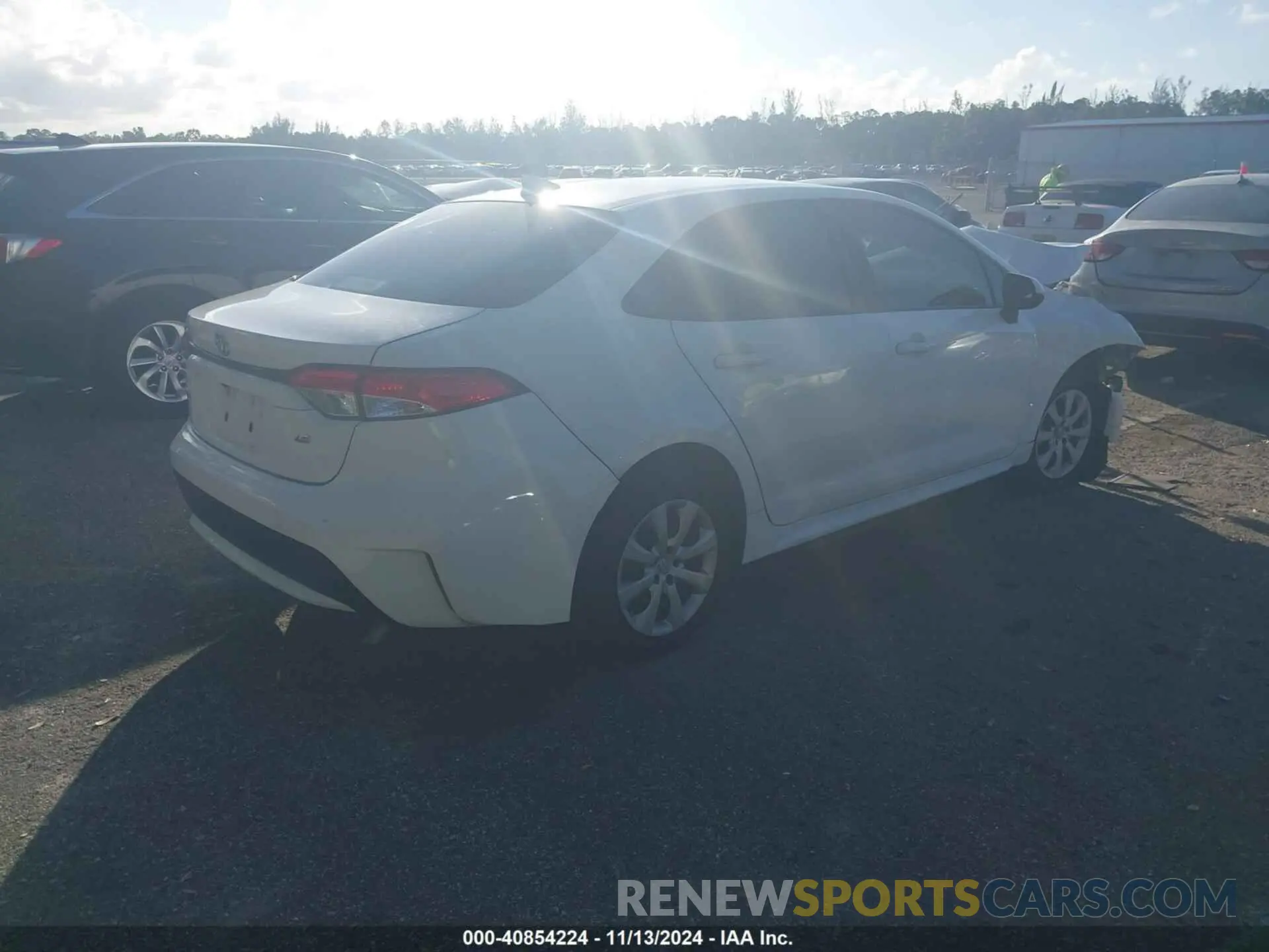 4 Photograph of a damaged car JTDEPRAE2LJ093702 TOYOTA COROLLA 2020