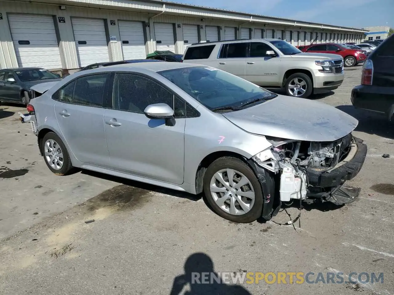 4 Photograph of a damaged car JTDEPRAE2LJ099760 TOYOTA COROLLA 2020