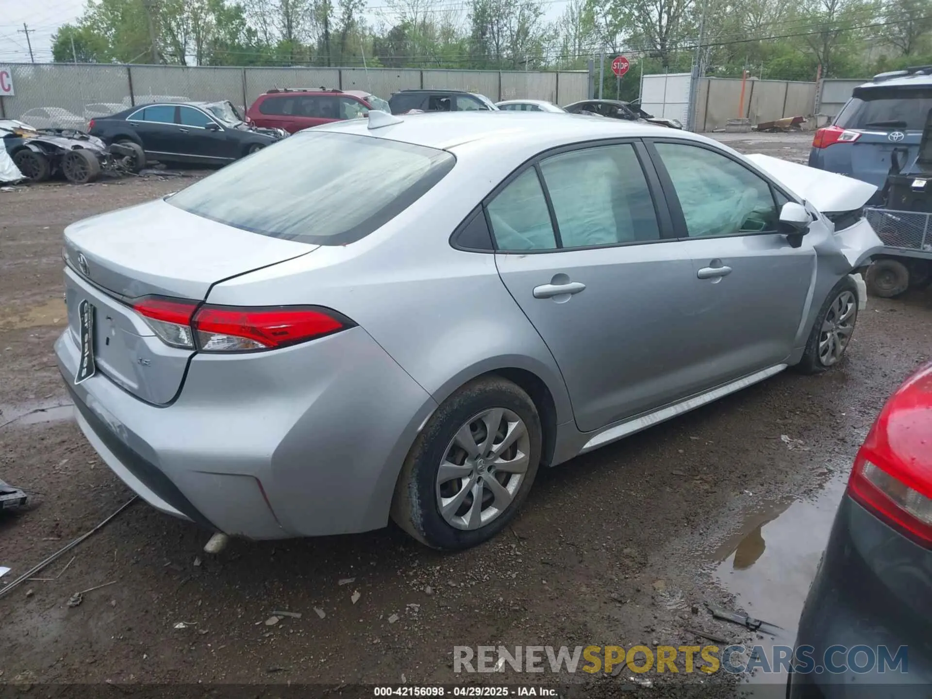 4 Photograph of a damaged car JTDEPRAE2LJ102365 TOYOTA COROLLA 2020