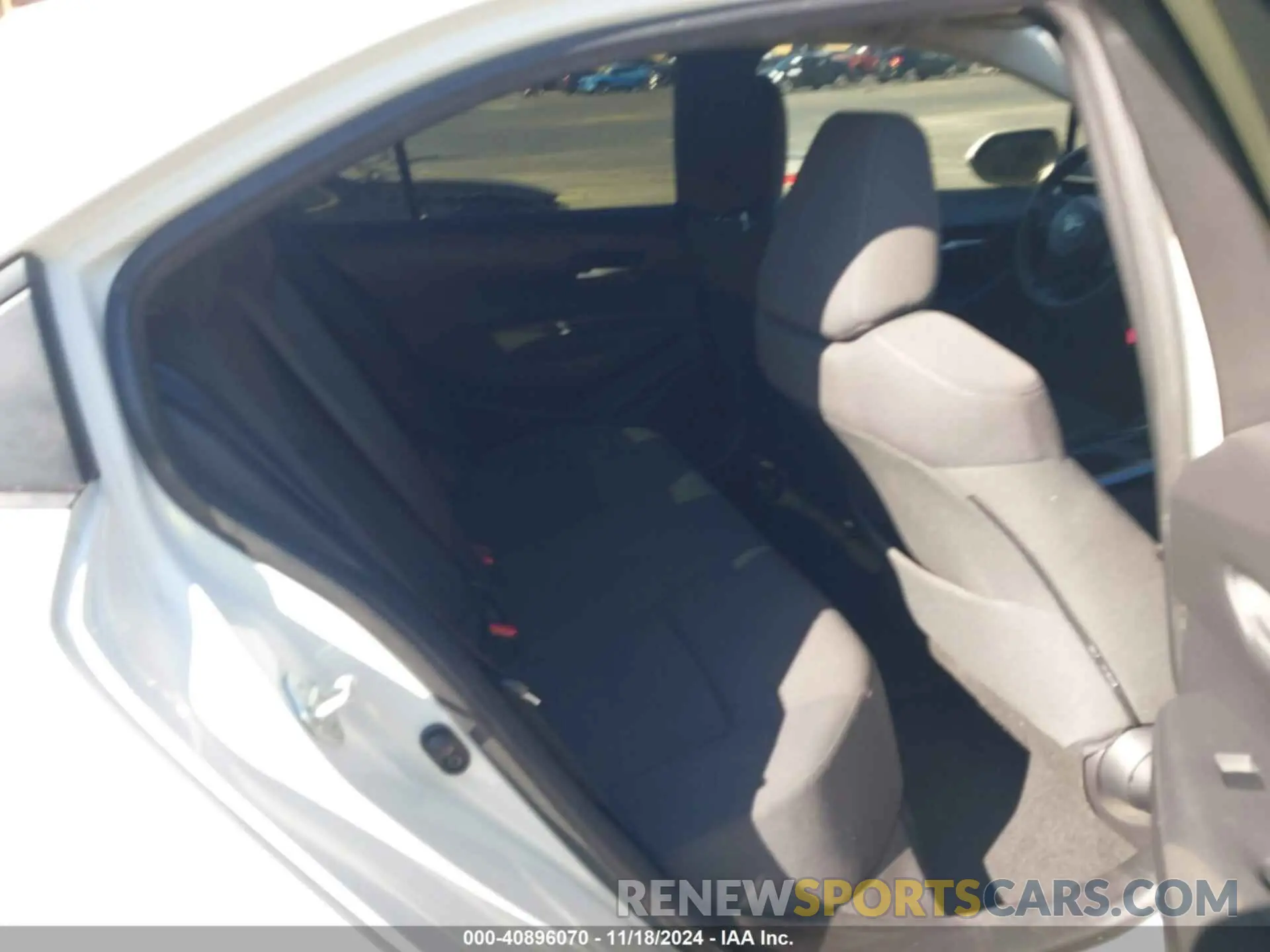 8 Photograph of a damaged car JTDEPRAE2LJ105993 TOYOTA COROLLA 2020