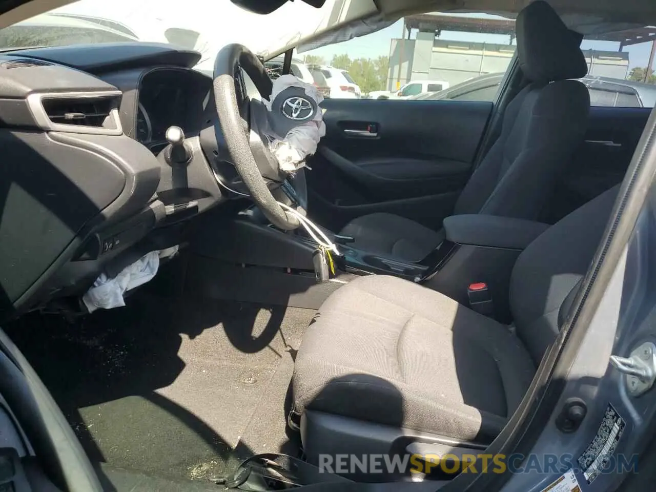 7 Photograph of a damaged car JTDEPRAE2LJ112023 TOYOTA COROLLA 2020