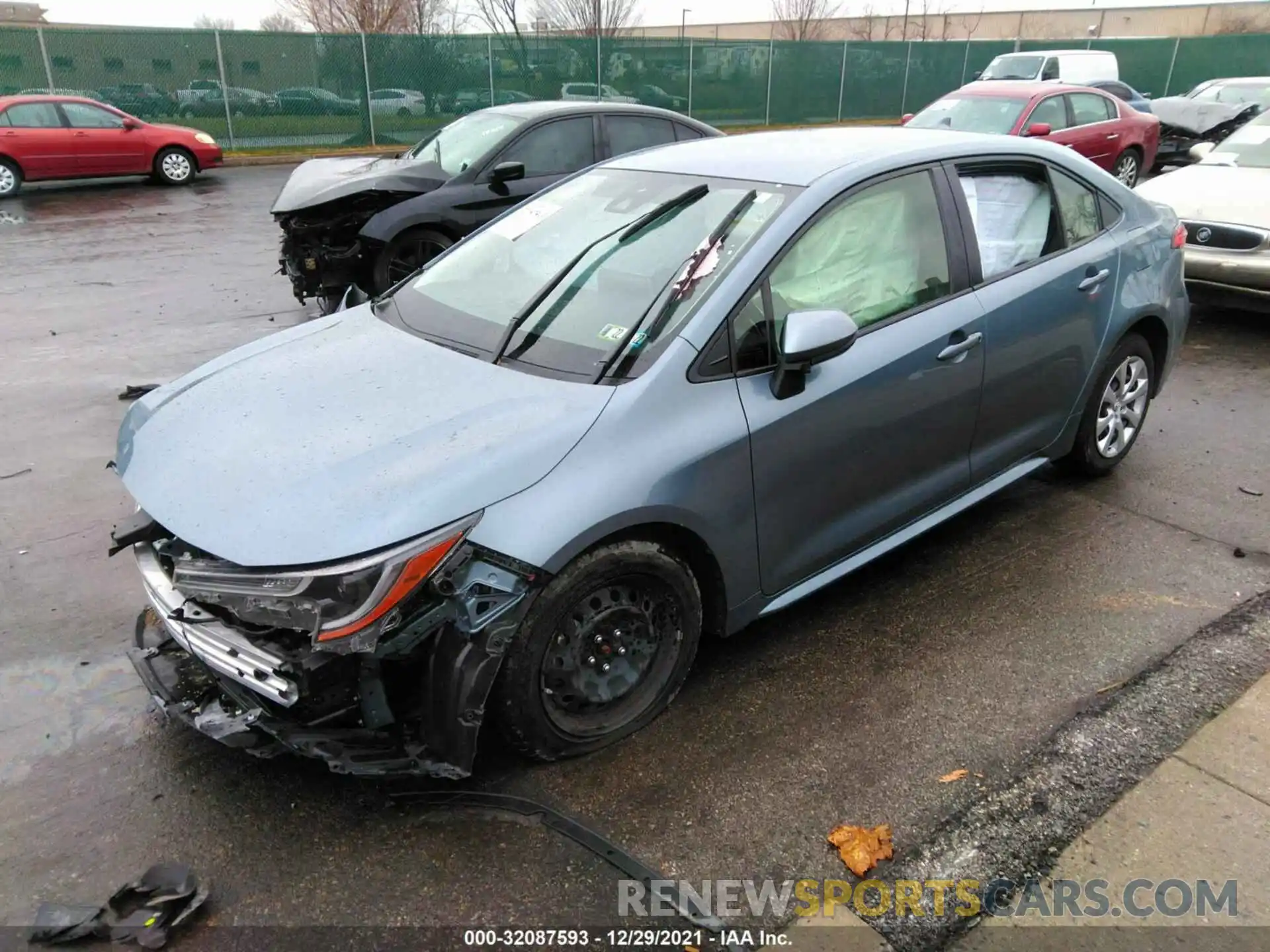 2 Photograph of a damaged car JTDEPRAE2LJ116735 TOYOTA COROLLA 2020