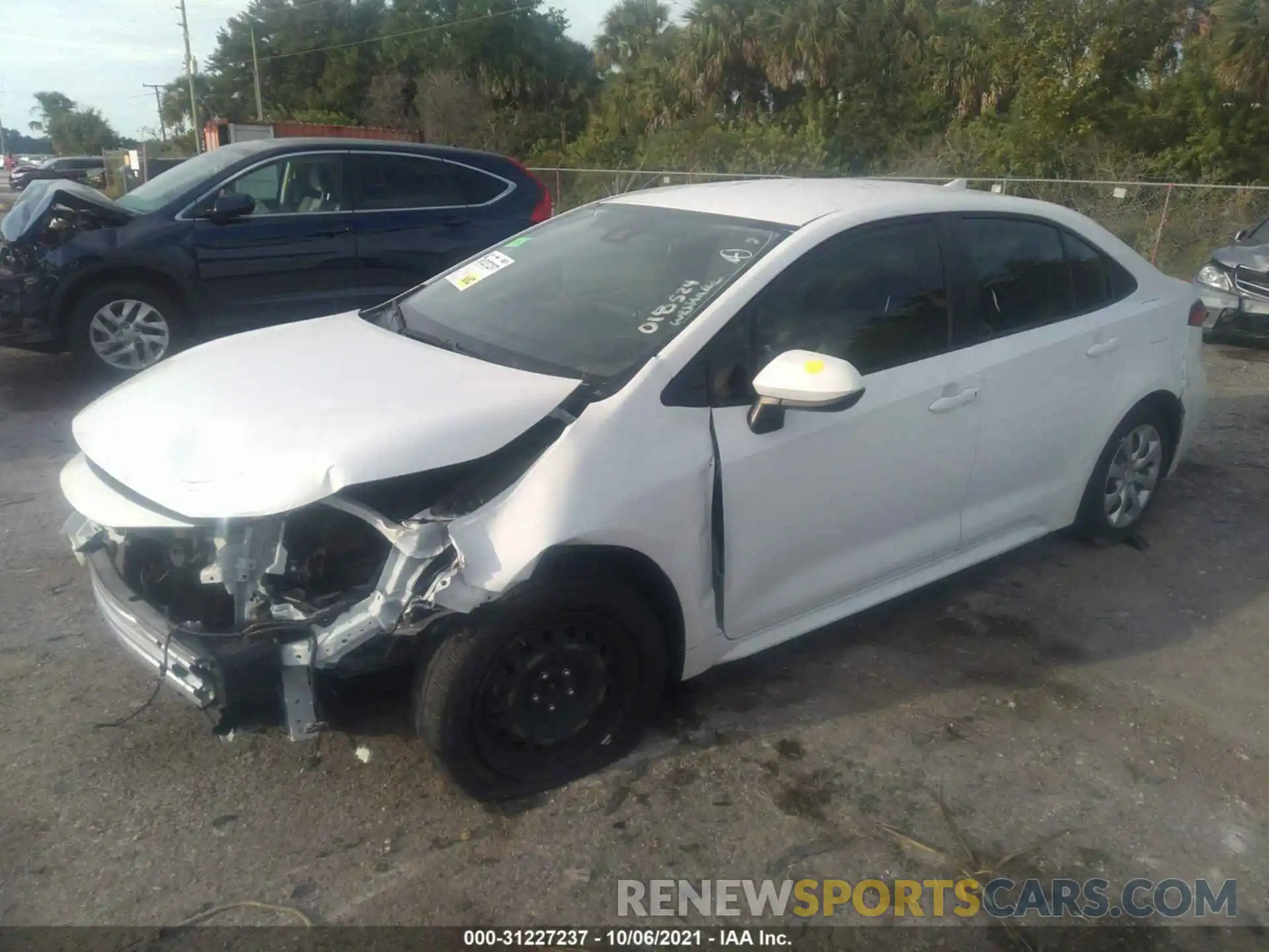 2 Photograph of a damaged car JTDEPRAE3LJ018524 TOYOTA COROLLA 2020