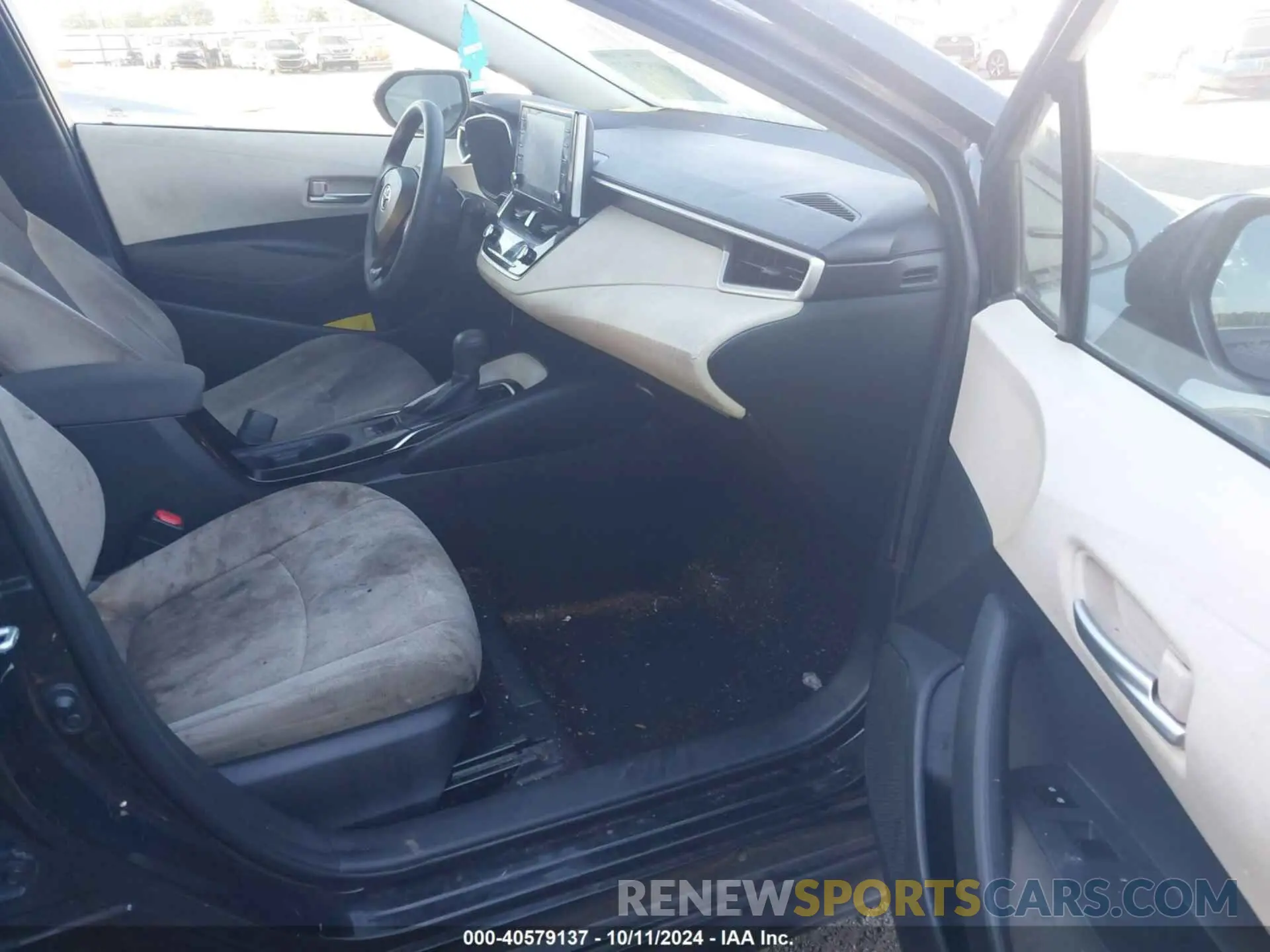 5 Photograph of a damaged car JTDEPRAE3LJ025666 TOYOTA COROLLA 2020