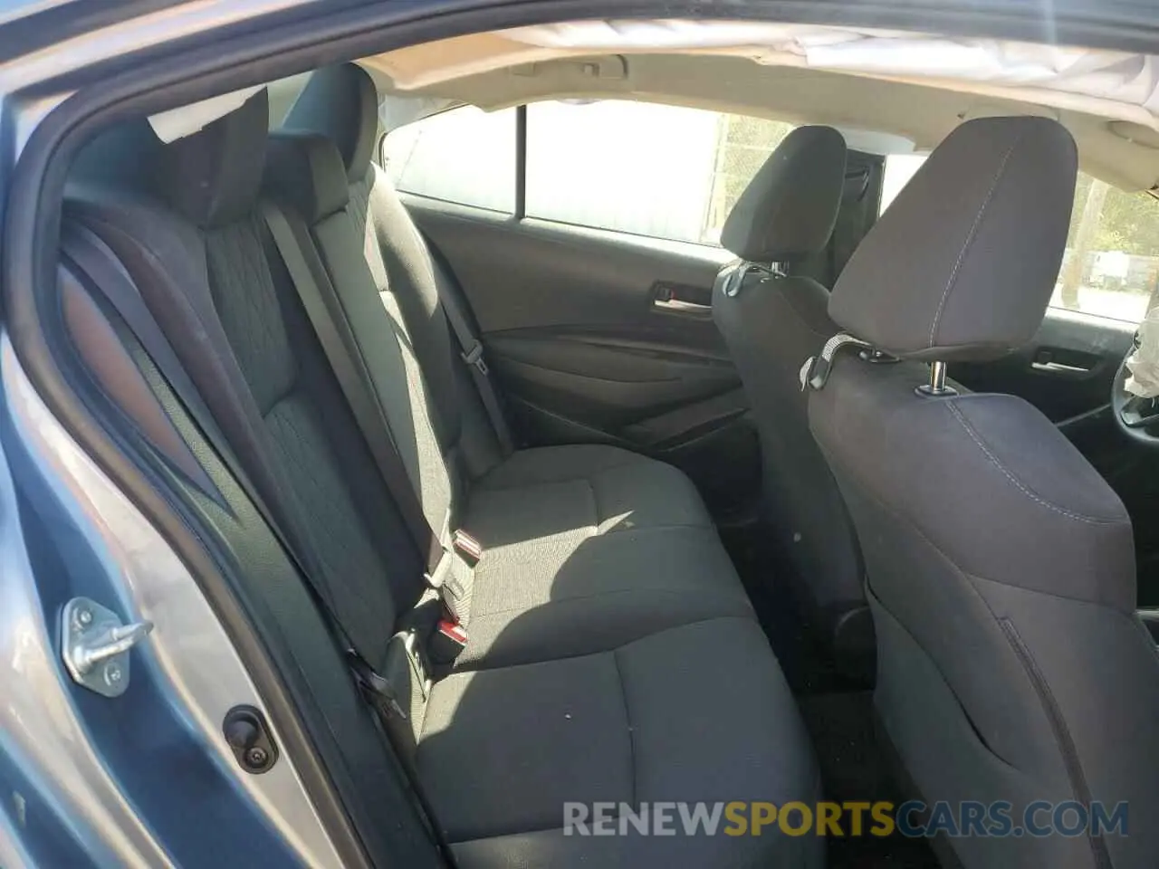 11 Photograph of a damaged car JTDEPRAE3LJ026333 TOYOTA COROLLA 2020