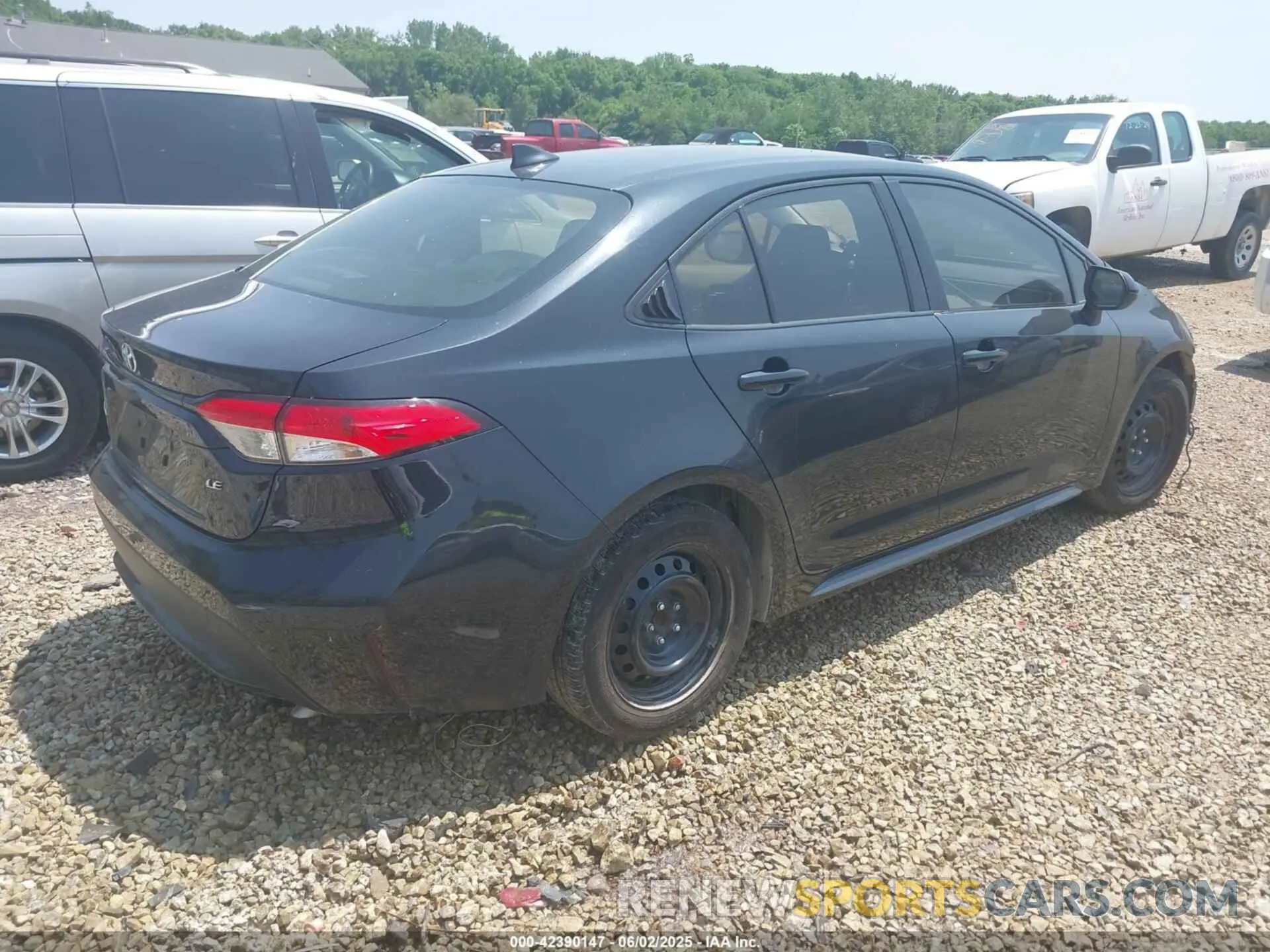 4 Photograph of a damaged car JTDEPRAE3LJ027224 TOYOTA COROLLA 2020