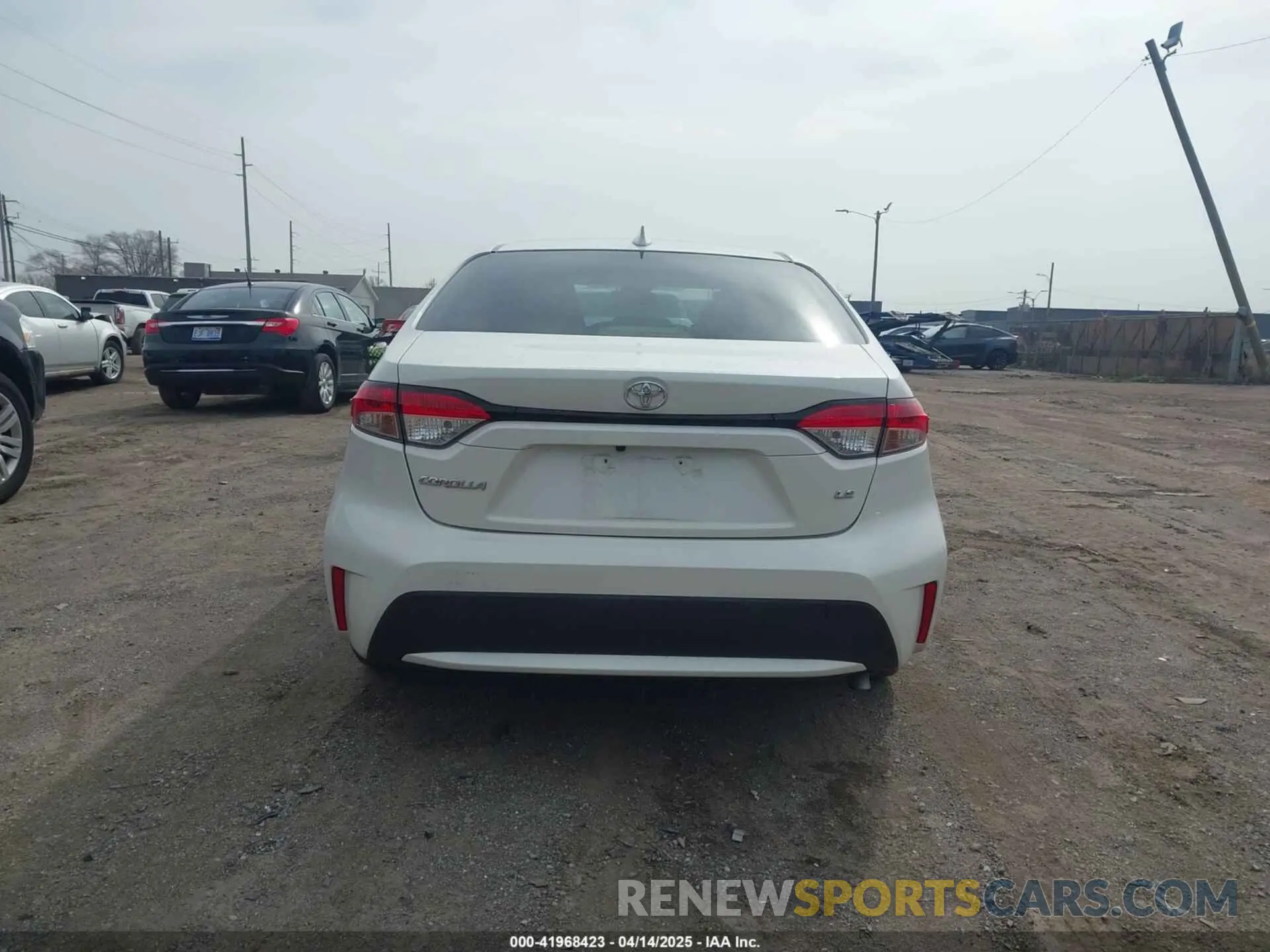 16 Photograph of a damaged car JTDEPRAE3LJ039504 TOYOTA COROLLA 2020