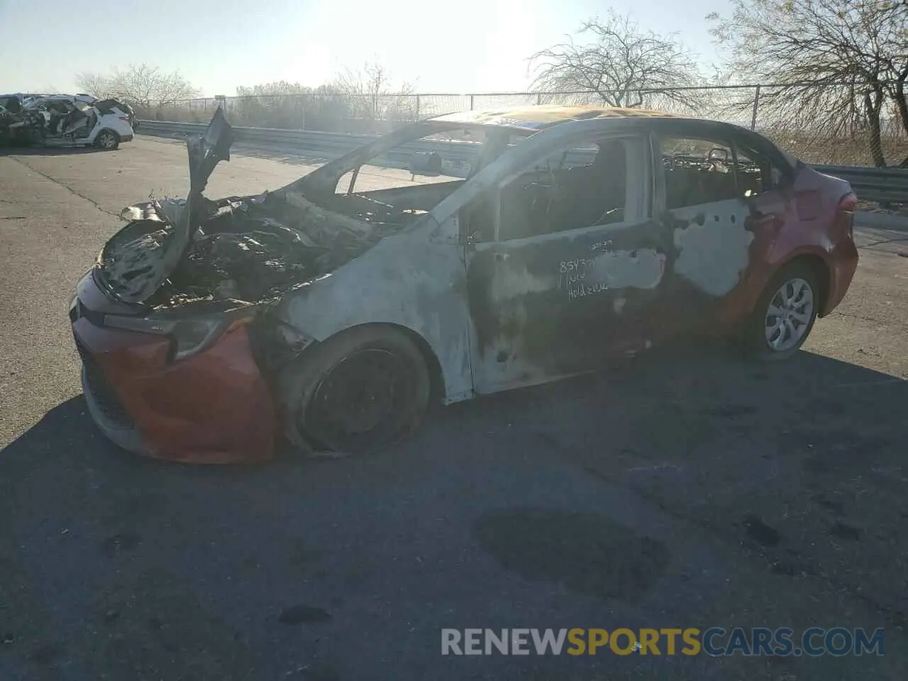 1 Photograph of a damaged car JTDEPRAE3LJ040667 TOYOTA COROLLA 2020